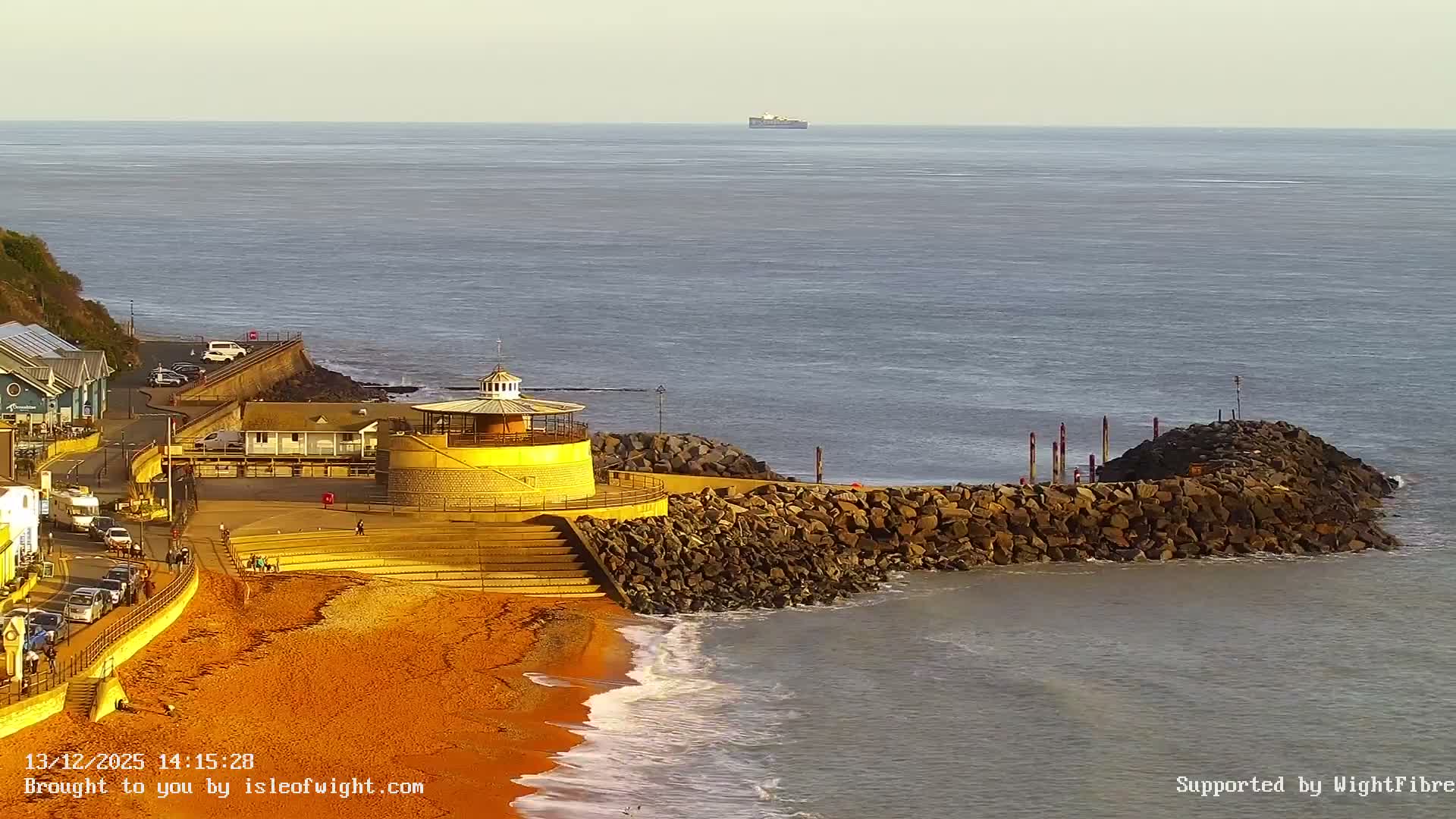 Ventnor Beach Live Cam - Ventnor, Isle of Wight, South East, England, United Kingdom