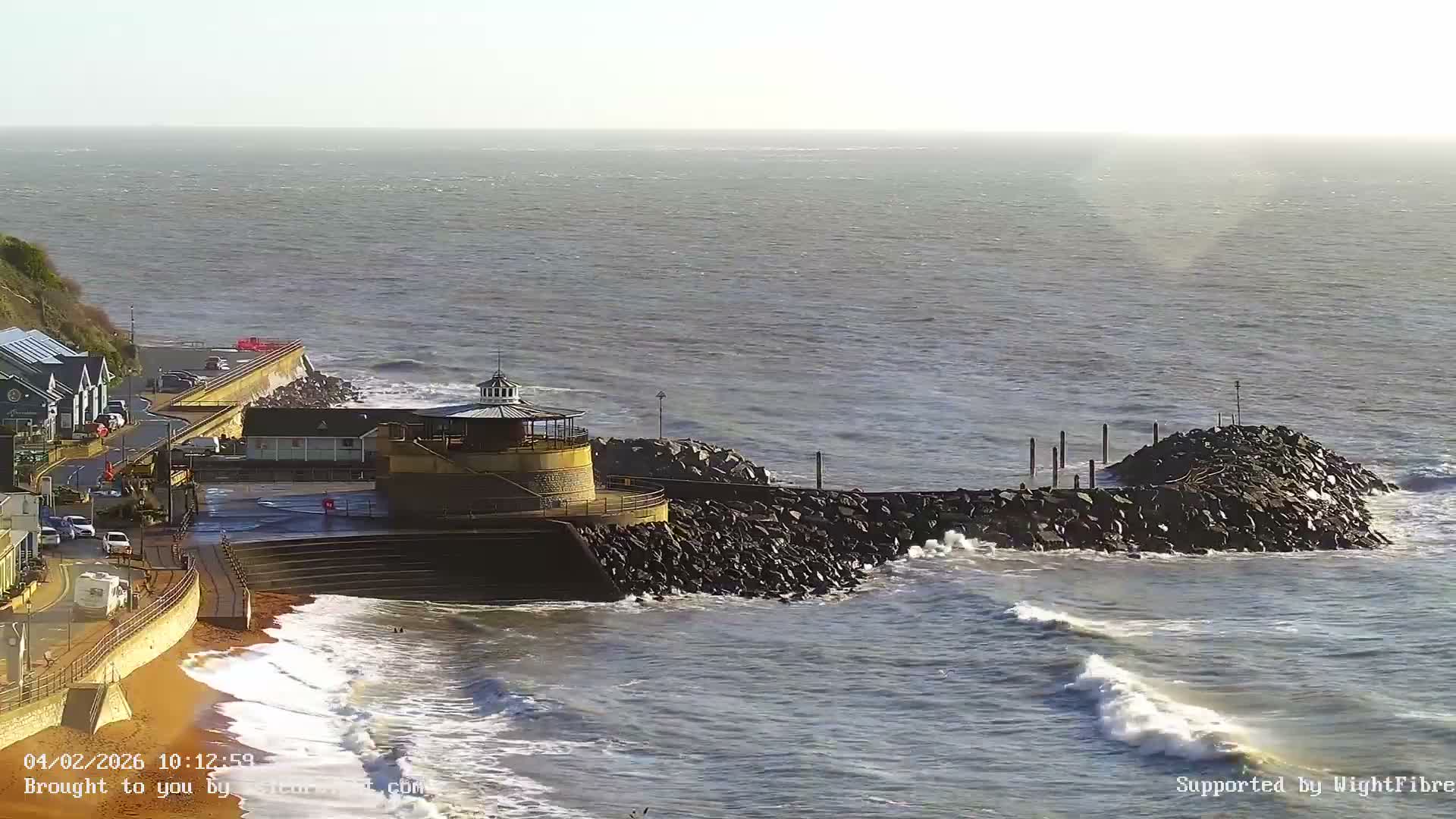 Ventnor Beach Live Cam - Ventnor, Isle of Wight, South East, England, United Kingdom