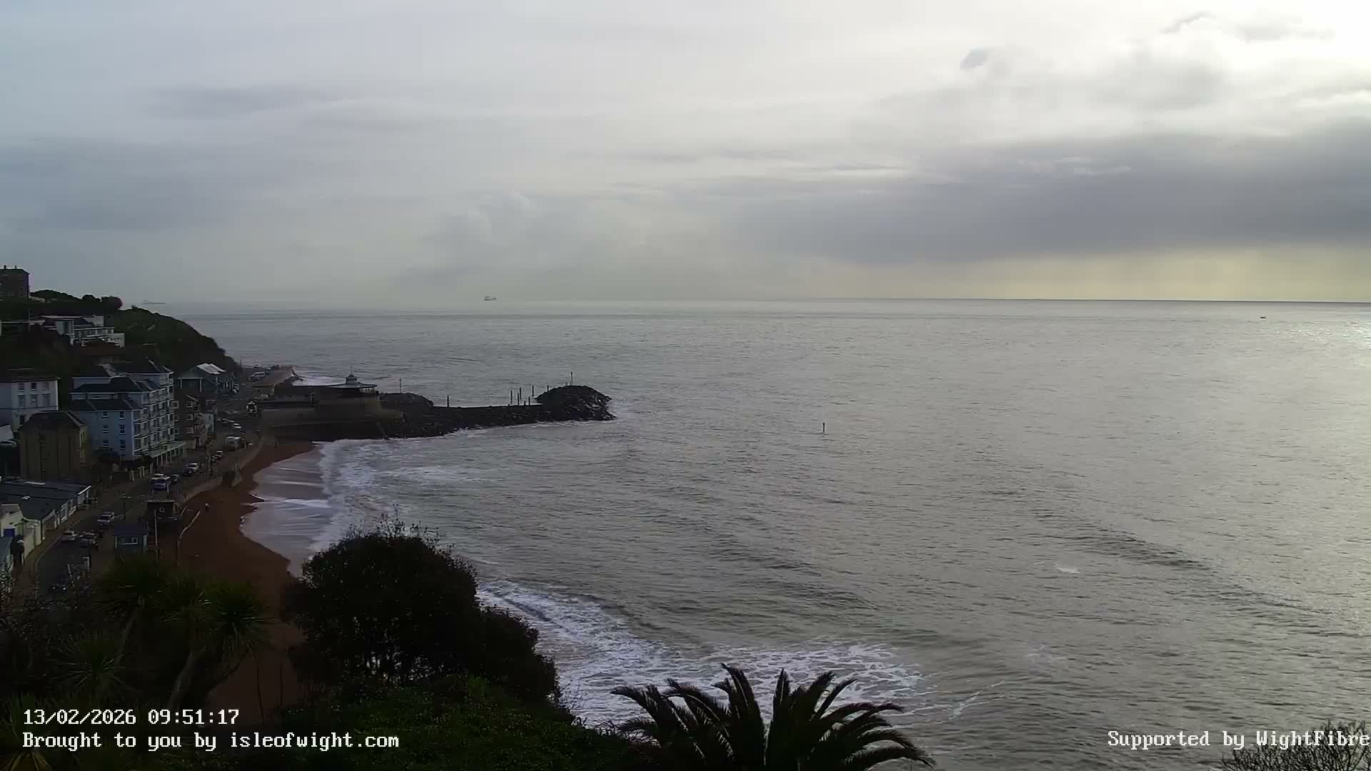 Ventnor Beach Live Cam - Ventnor, Isle of Wight, South East, England, United Kingdom