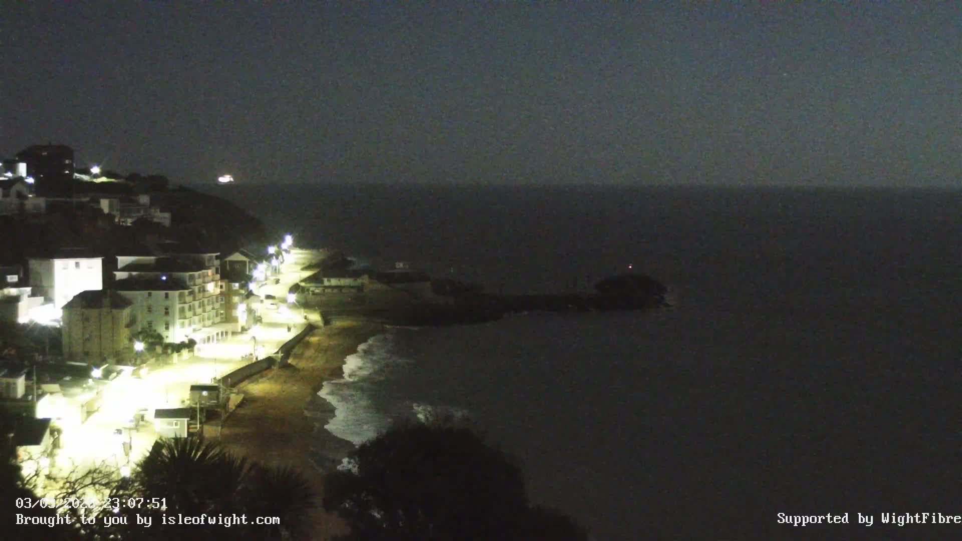 Ventnor Beach Live Cam - Ventnor, Isle of Wight, South East, England, United Kingdom