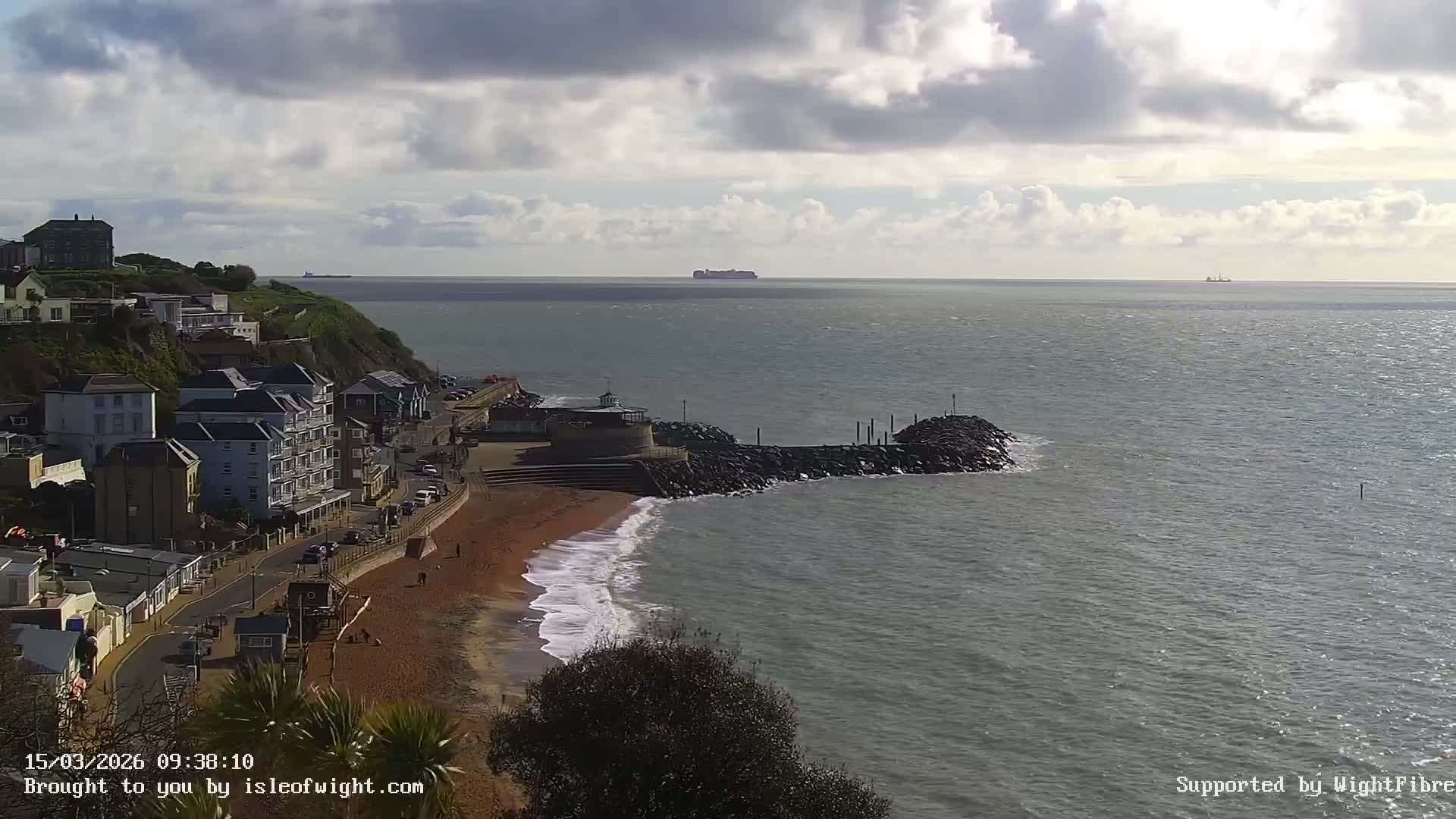 Ventnor Beach Live Cam - Ventnor, Isle of Wight, South East, England, United Kingdom