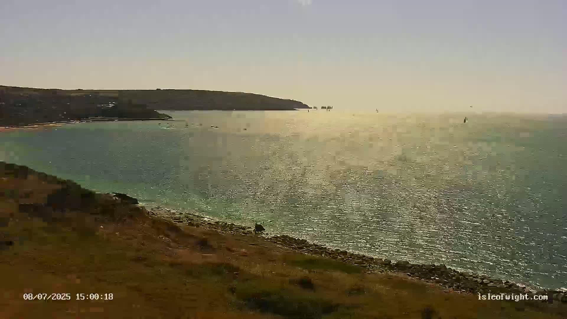 Freshwater, Colwell Bay, Hurst Castle & Hurst Point Lighthouse Live Cam - Freshwater, Isle of Wight, South East, England, United Kingdom