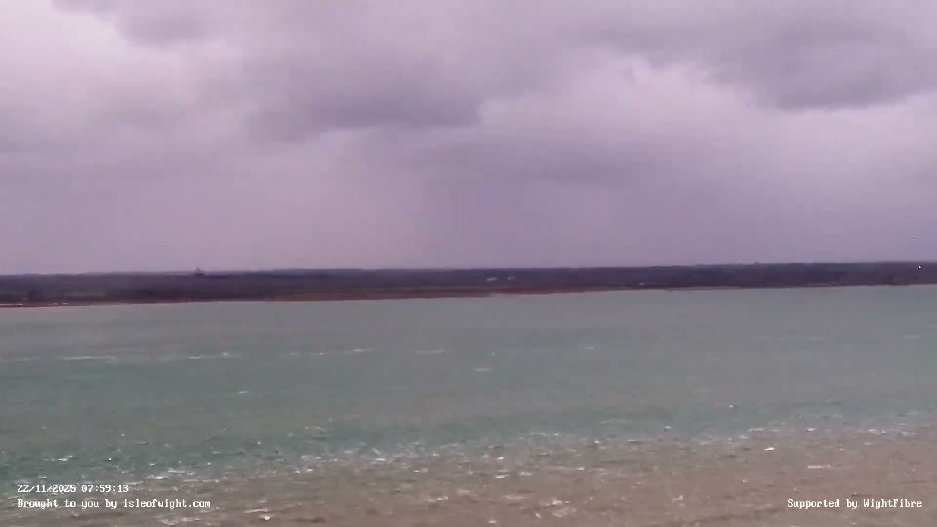 Freshwater, Colwell Bay, Hurst Castle & Hurst Point Lighthouse Live Cam - Freshwater, Isle of Wight, South East, England, United Kingdom