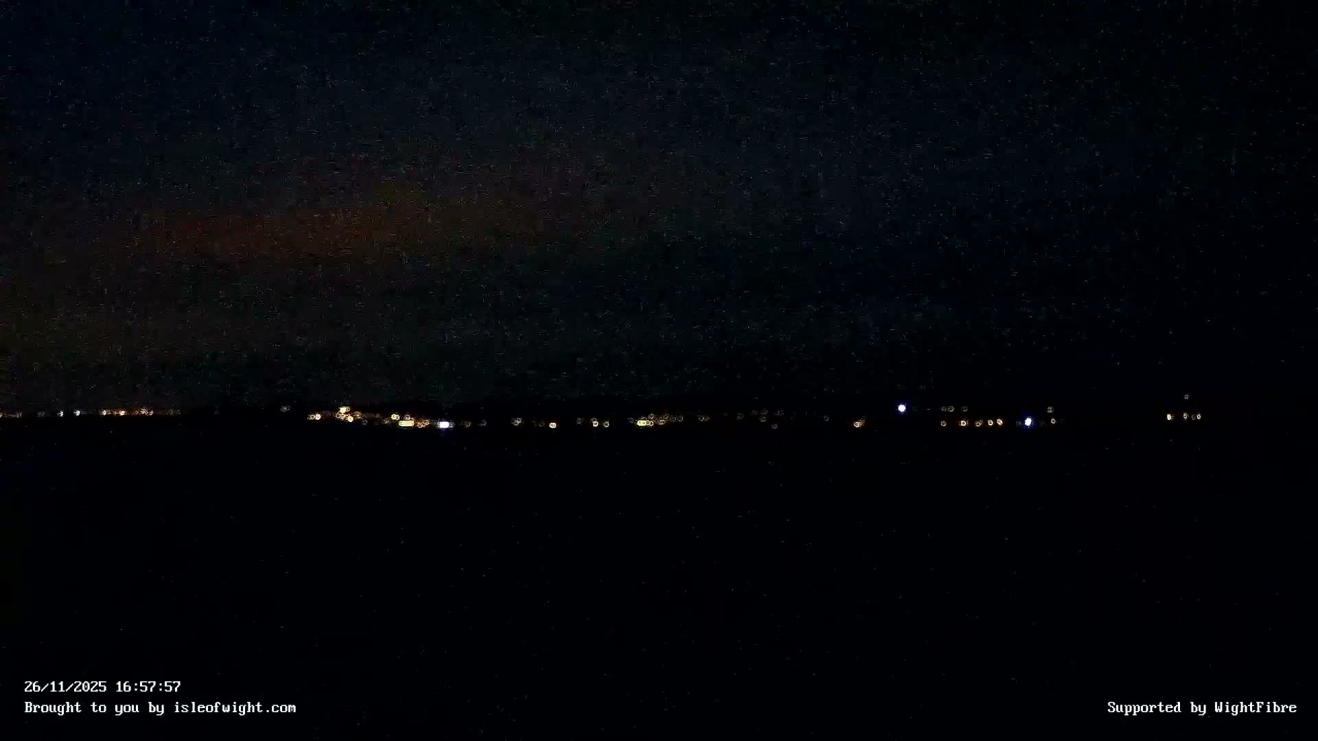 Freshwater, Colwell Bay, Hurst Castle & Hurst Point Lighthouse Live Cam - Freshwater, Isle of Wight, South East, England, United Kingdom