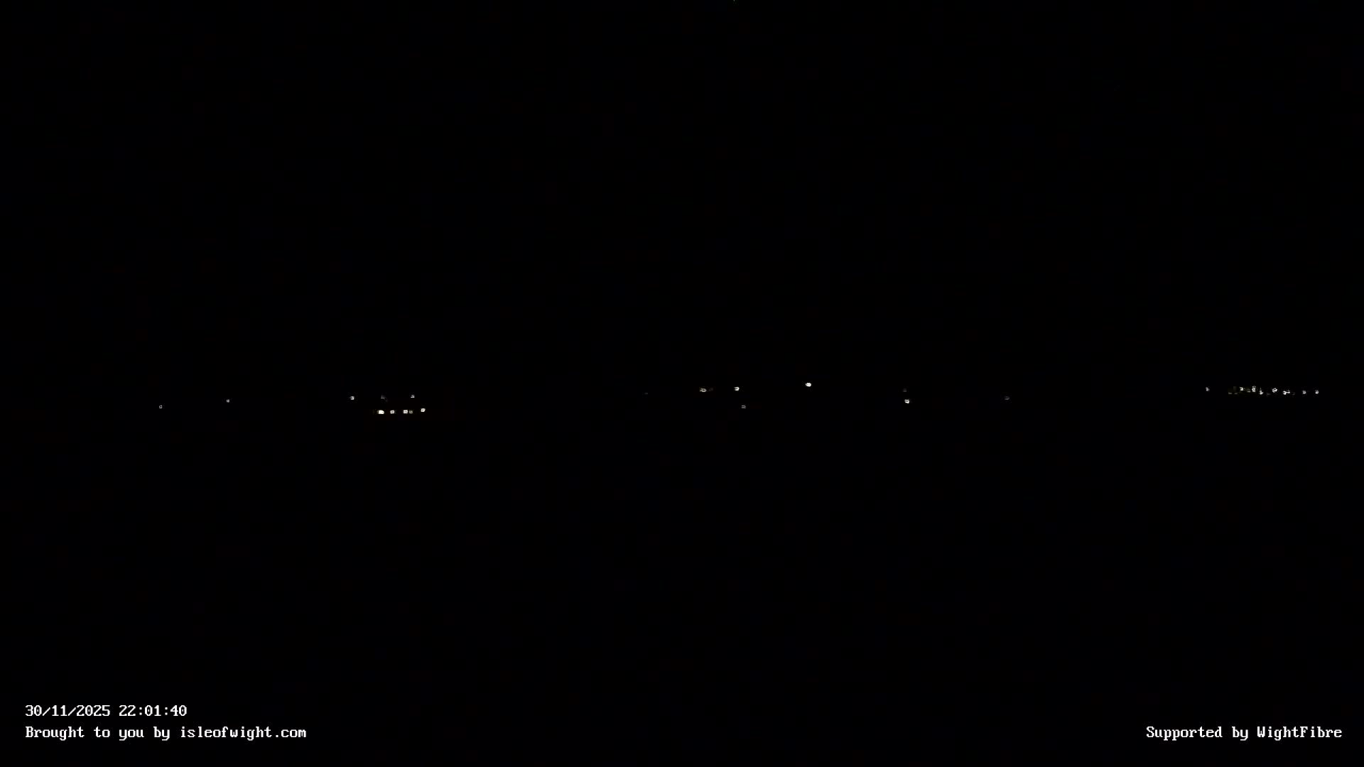 Freshwater, Colwell Bay, Hurst Castle & Hurst Point Lighthouse Live Cam - Freshwater, Isle of Wight, South East, England, United Kingdom