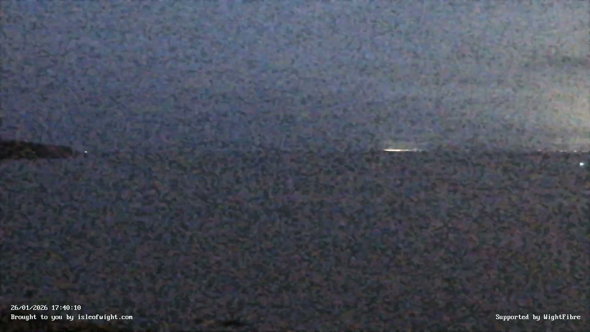 Freshwater, Colwell Bay, Hurst Castle & Hurst Point Lighthouse Live Cam - Freshwater, Isle of Wight, South East, England, United Kingdom
