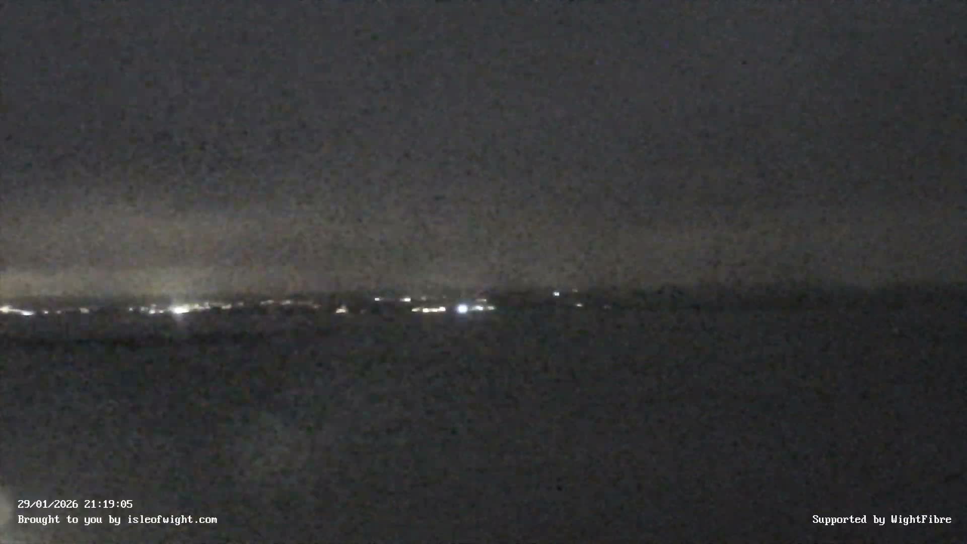 Freshwater, Colwell Bay, Hurst Castle & Hurst Point Lighthouse Live Cam - Freshwater, Isle of Wight, South East, England, United Kingdom