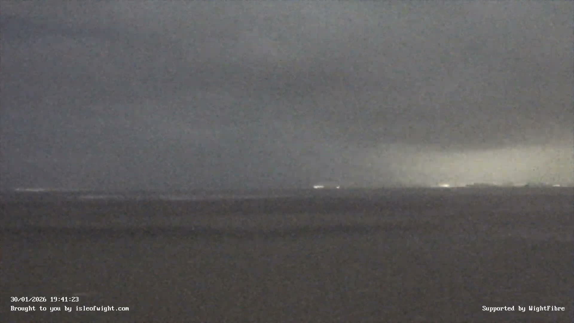 Freshwater, Colwell Bay, Hurst Castle & Hurst Point Lighthouse Live Cam - Freshwater, Isle of Wight, South East, England, United Kingdom
