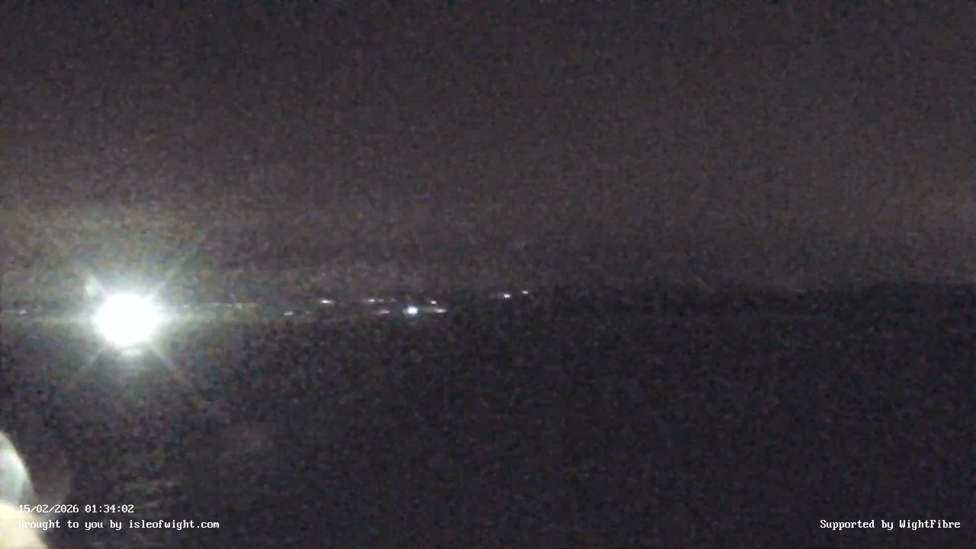 Freshwater, Colwell Bay, Hurst Castle & Hurst Point Lighthouse Live Cam - Freshwater, Isle of Wight, South East, England, United Kingdom