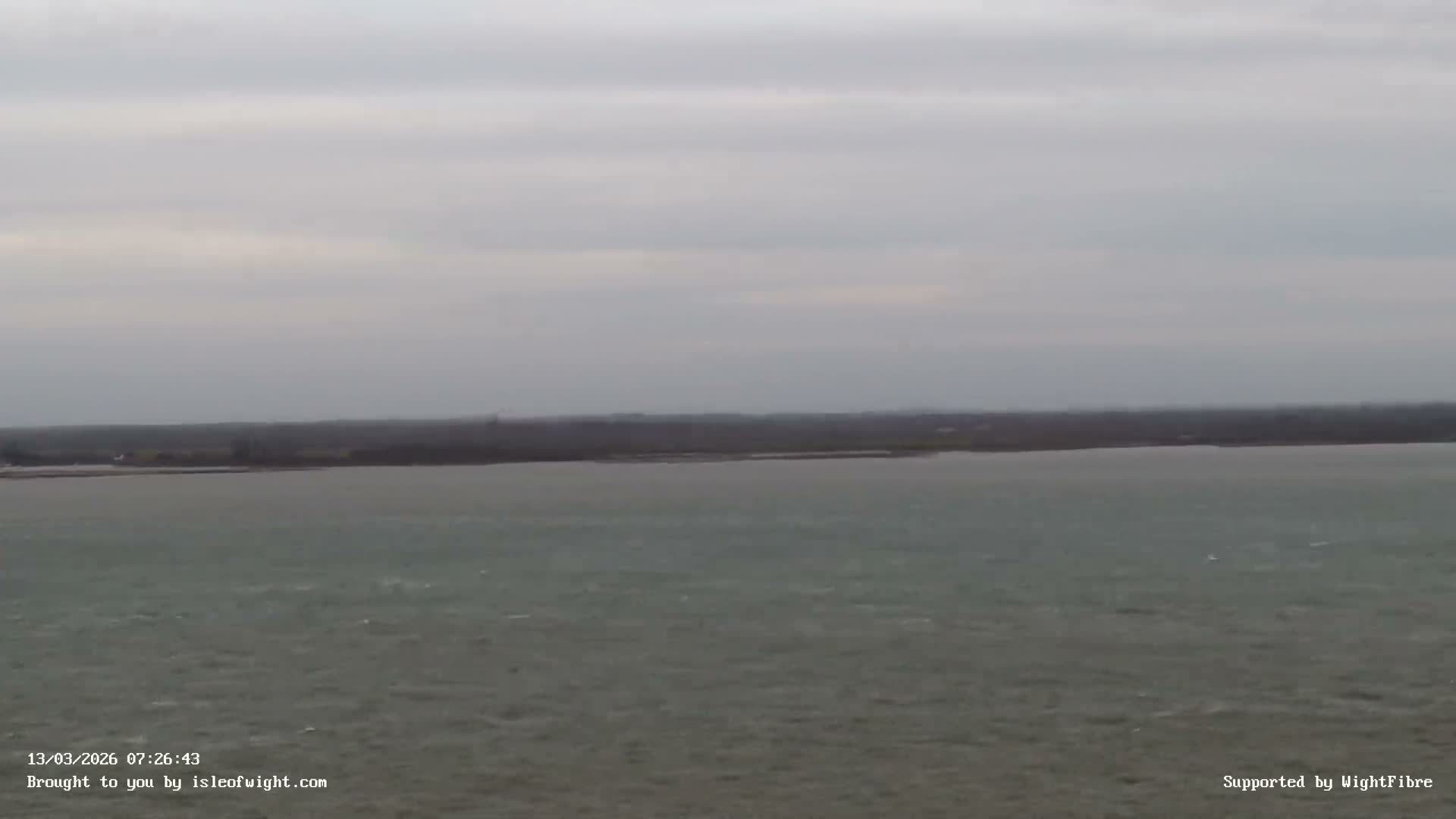 Freshwater, Colwell Bay, Hurst Castle & Hurst Point Lighthouse Live Cam - Freshwater, Isle of Wight, South East, England, United Kingdom