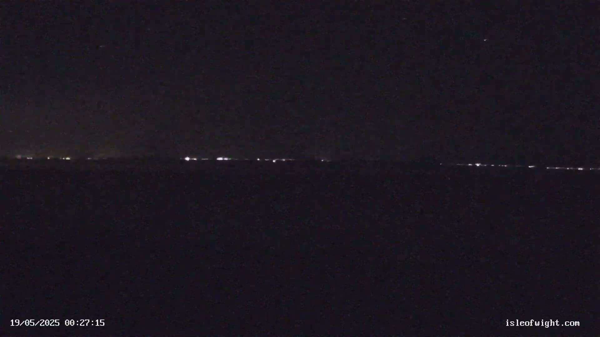 The Needles Isle of Wight & England Mainland View From Alum Bay Live Cam - Totland, Isle of Wight, South East, England, United Kingdom