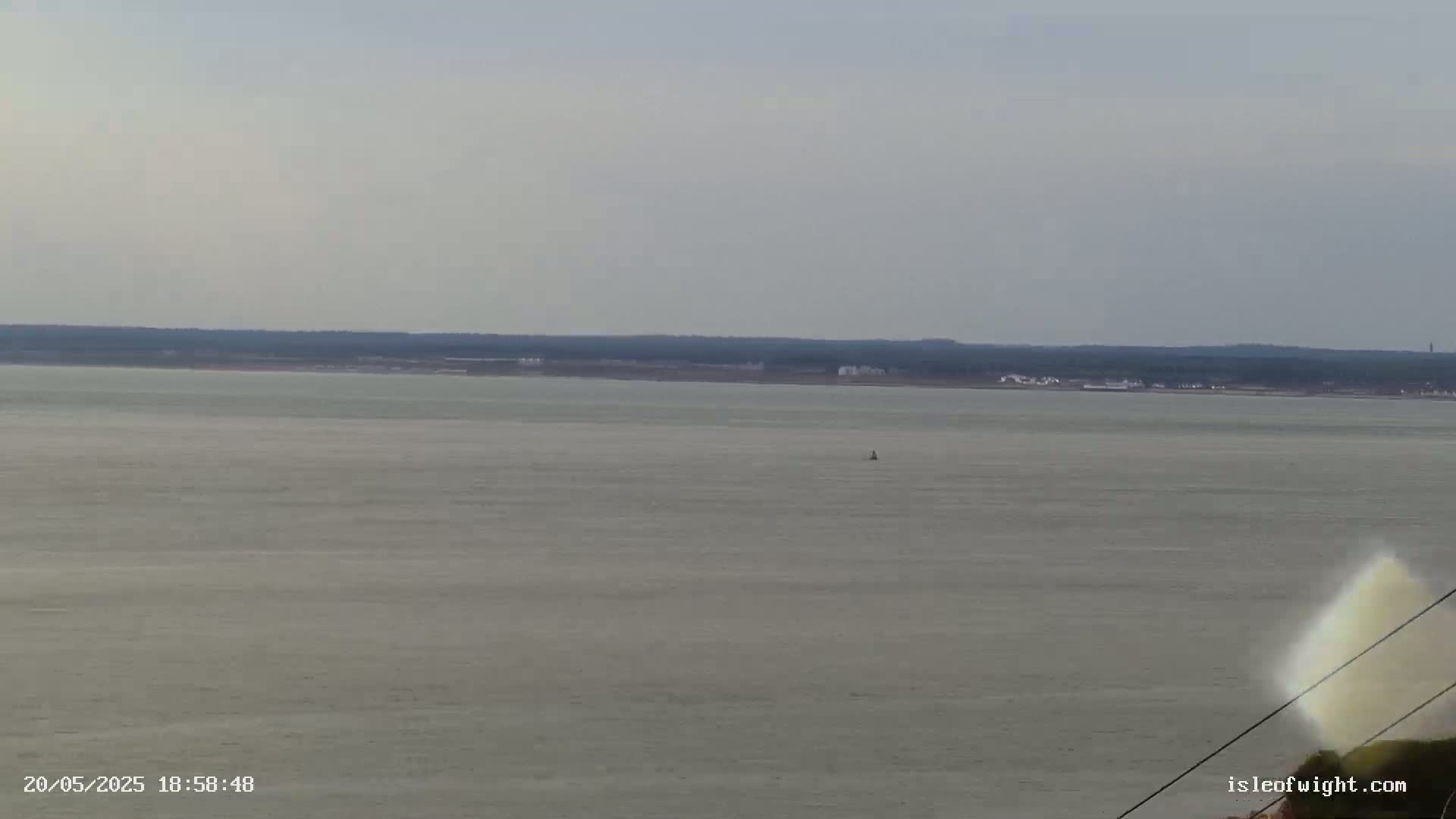 The Needles Isle of Wight & England Mainland View From Alum Bay Live Cam - Totland, Isle of Wight, South East, England, United Kingdom