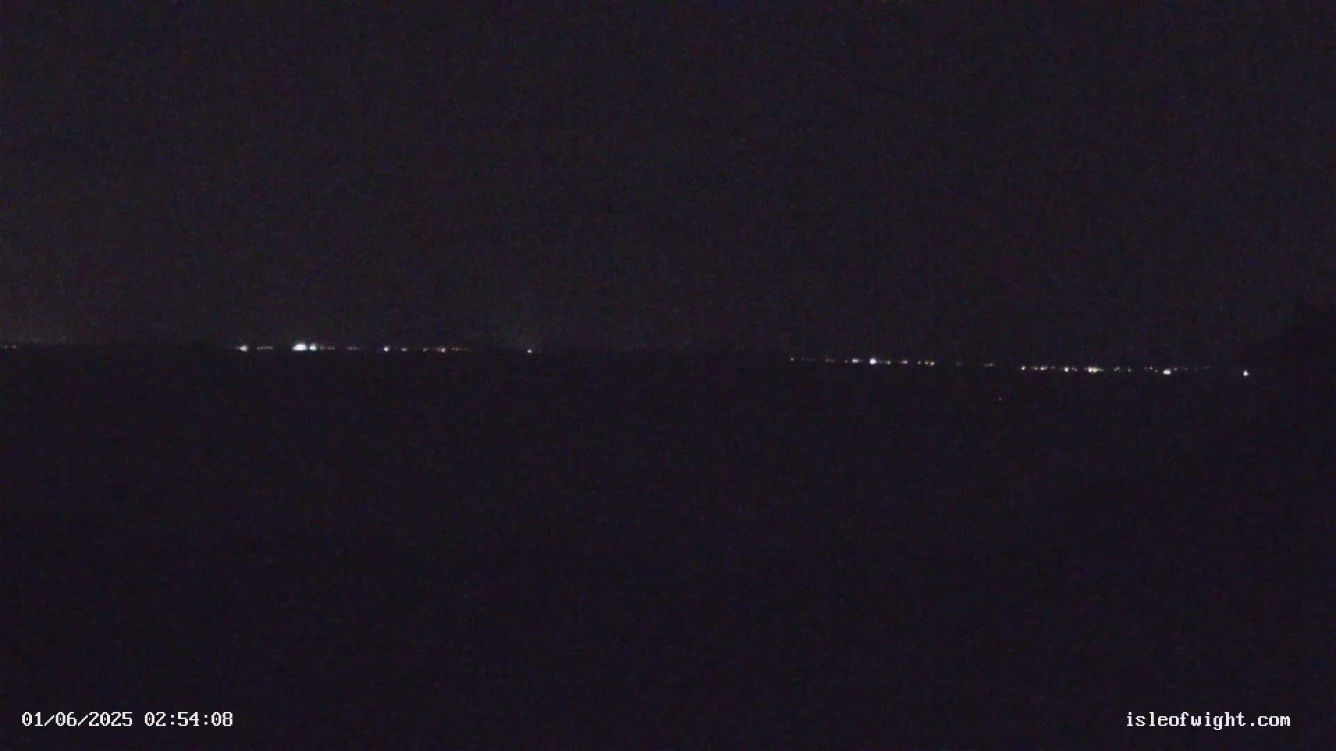 The Needles Isle of Wight & England Mainland View From Alum Bay Live Cam - Totland, Isle of Wight, South East, England, United Kingdom