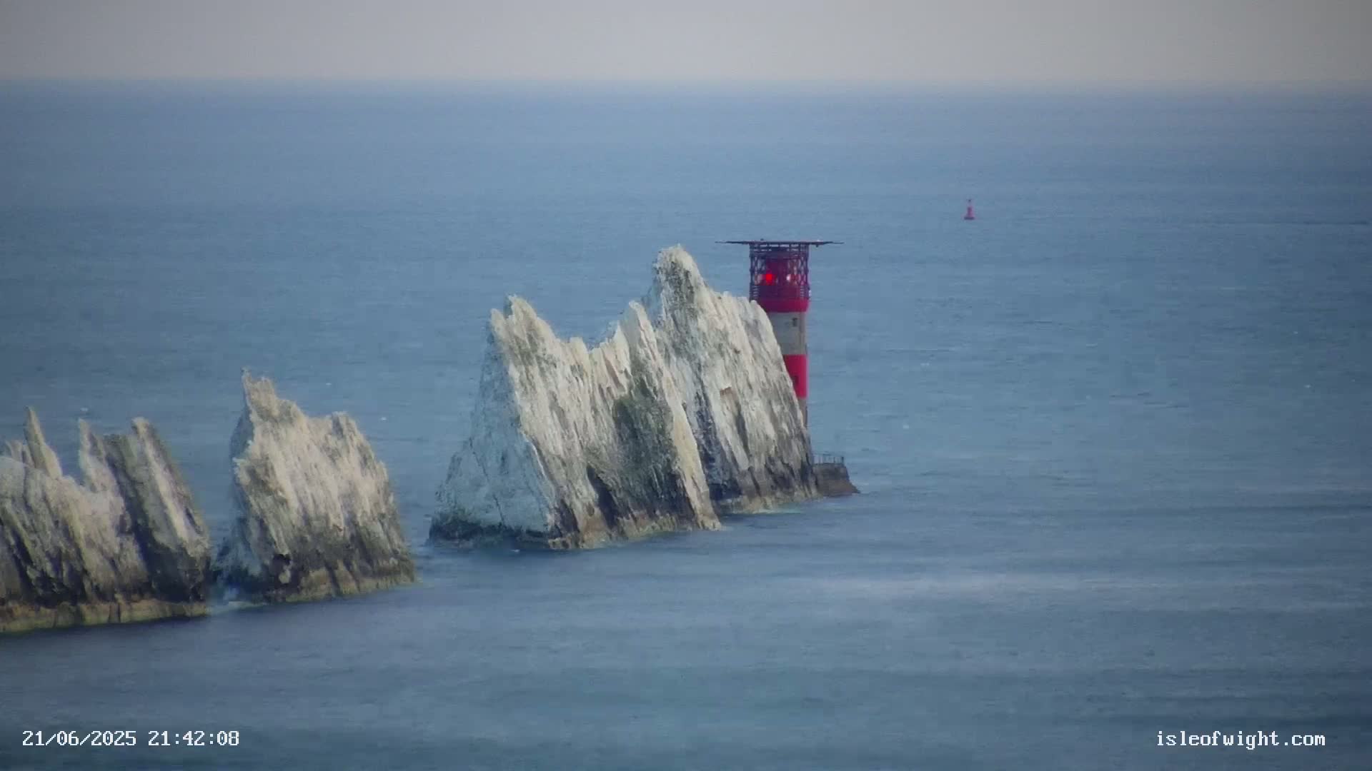 The Needles Isle of Wight & England Mainland View From Alum Bay Live Cam - Totland, Isle of Wight, South East, England, United Kingdom