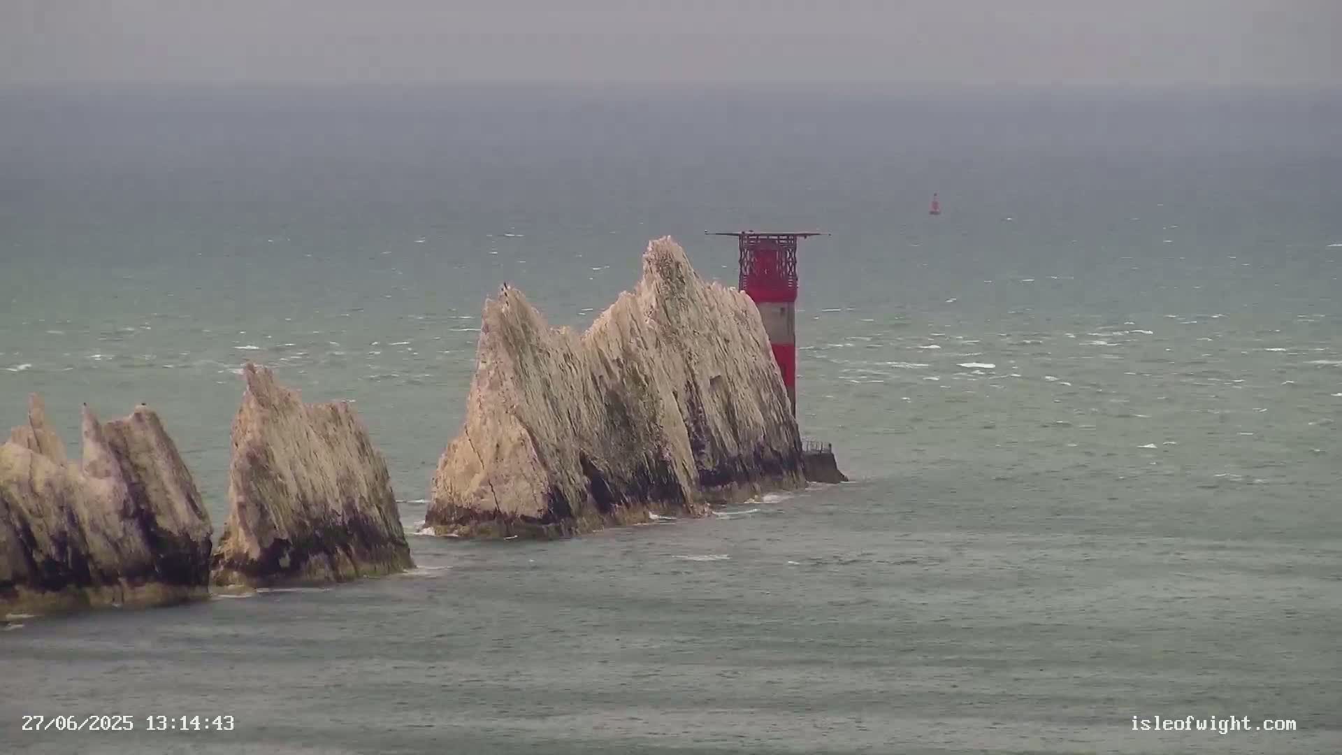The Needles Isle of Wight & England Mainland View From Alum Bay Live Cam - Totland, Isle of Wight, South East, England, United Kingdom