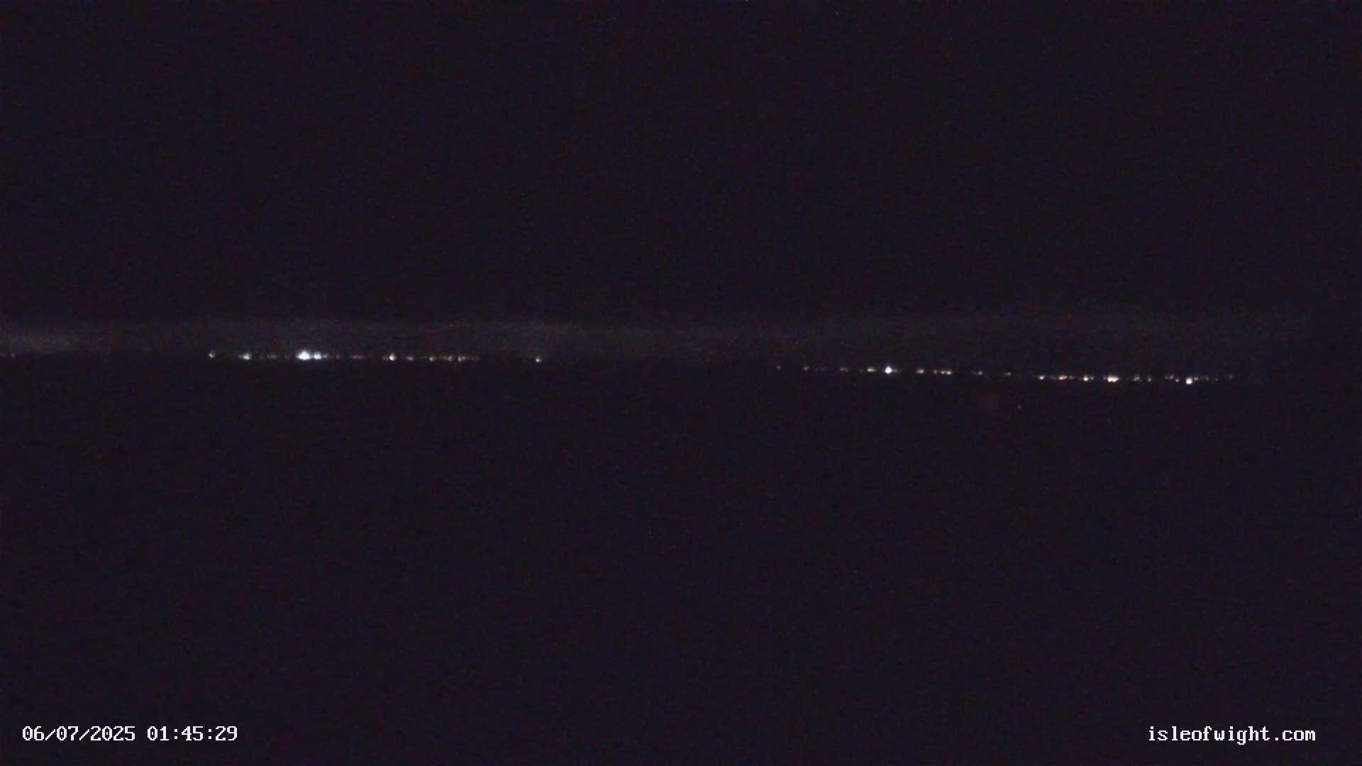 The Needles Isle of Wight & England Mainland View From Alum Bay Live Cam - Totland, Isle of Wight, South East, England, United Kingdom