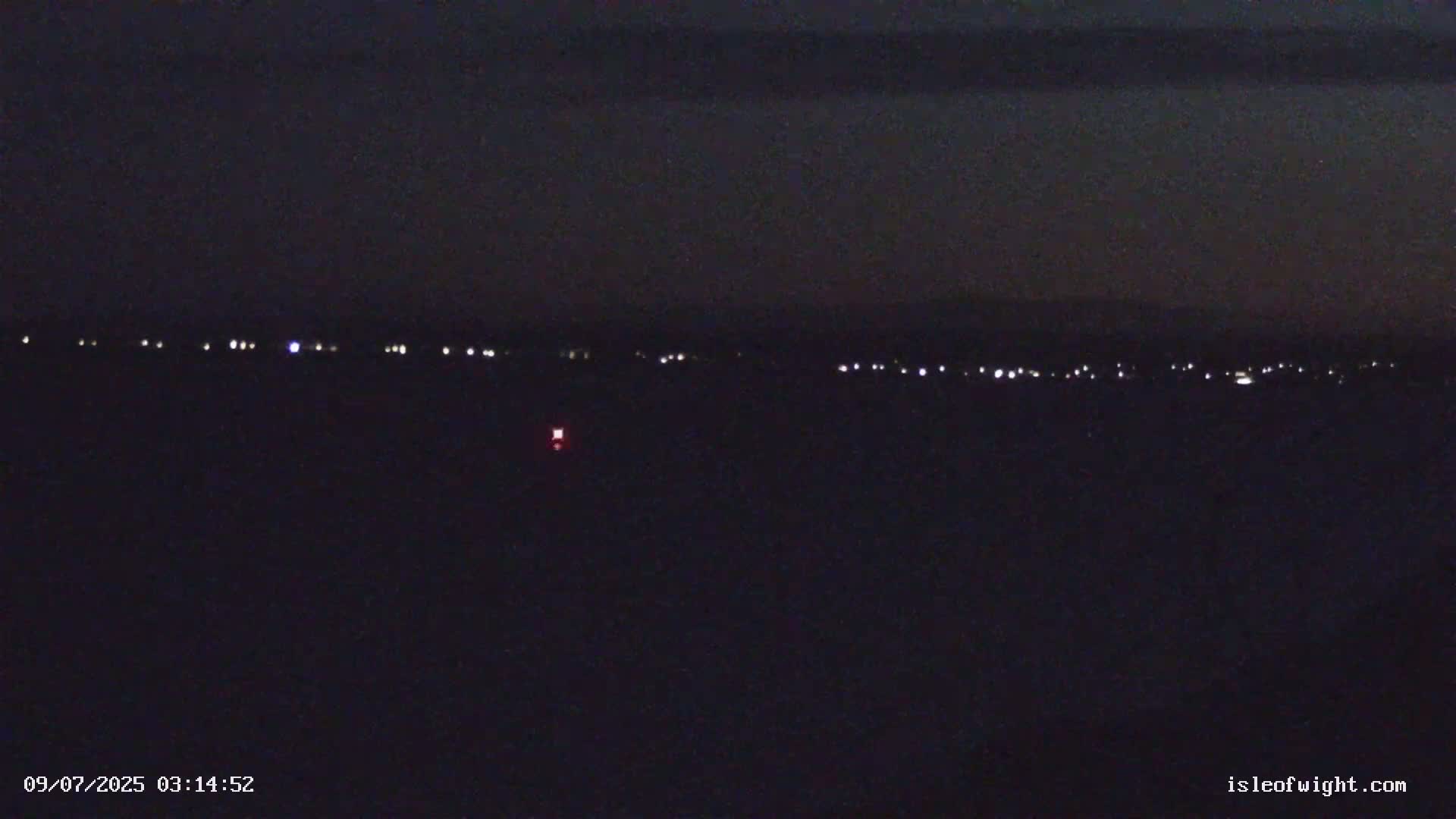 The Needles Isle of Wight & England Mainland View From Alum Bay Live Cam - Totland, Isle of Wight, South East, England, United Kingdom