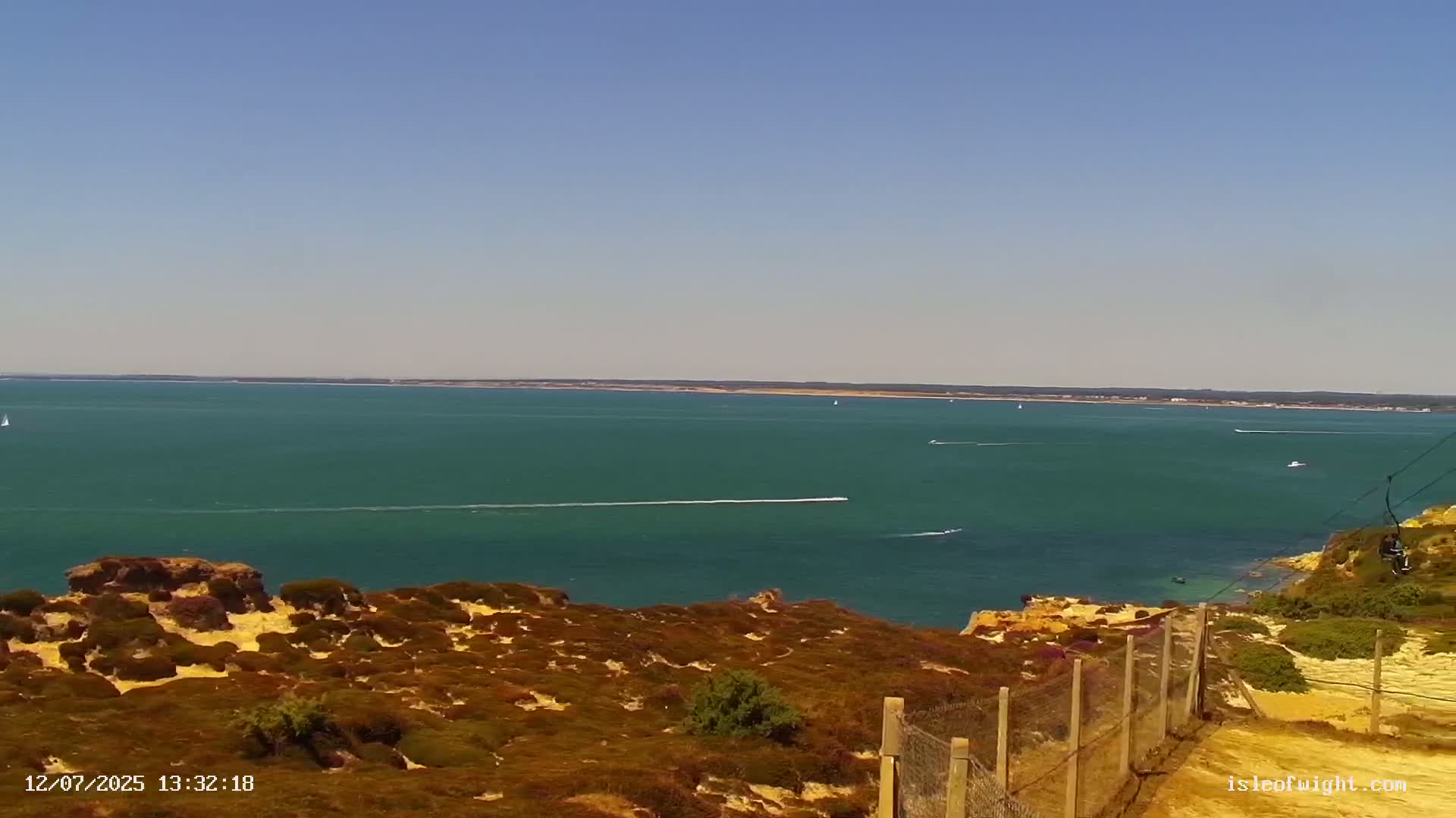 The Needles Isle of Wight & England Mainland View From Alum Bay Live Cam - Totland, Isle of Wight, South East, England, United Kingdom