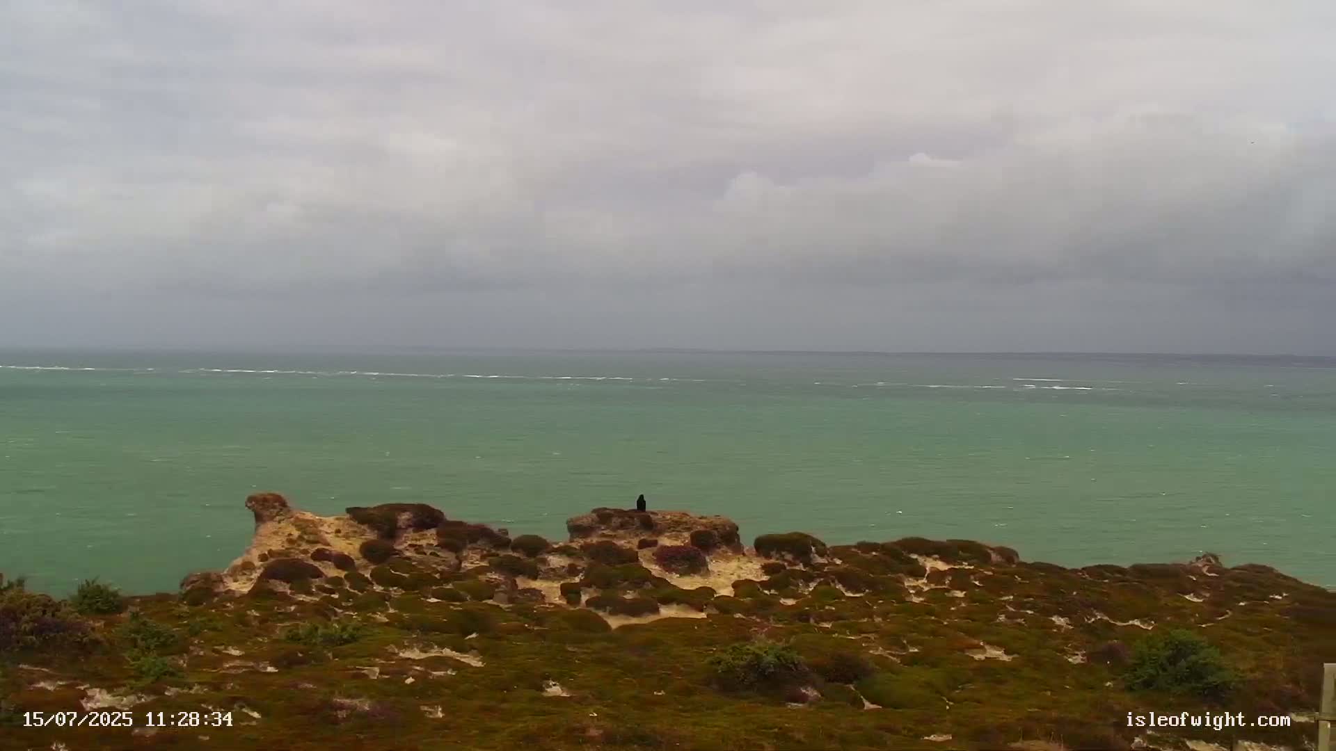 The Needles Isle of Wight & England Mainland View From Alum Bay Live Cam - Totland, Isle of Wight, South East, England, United Kingdom