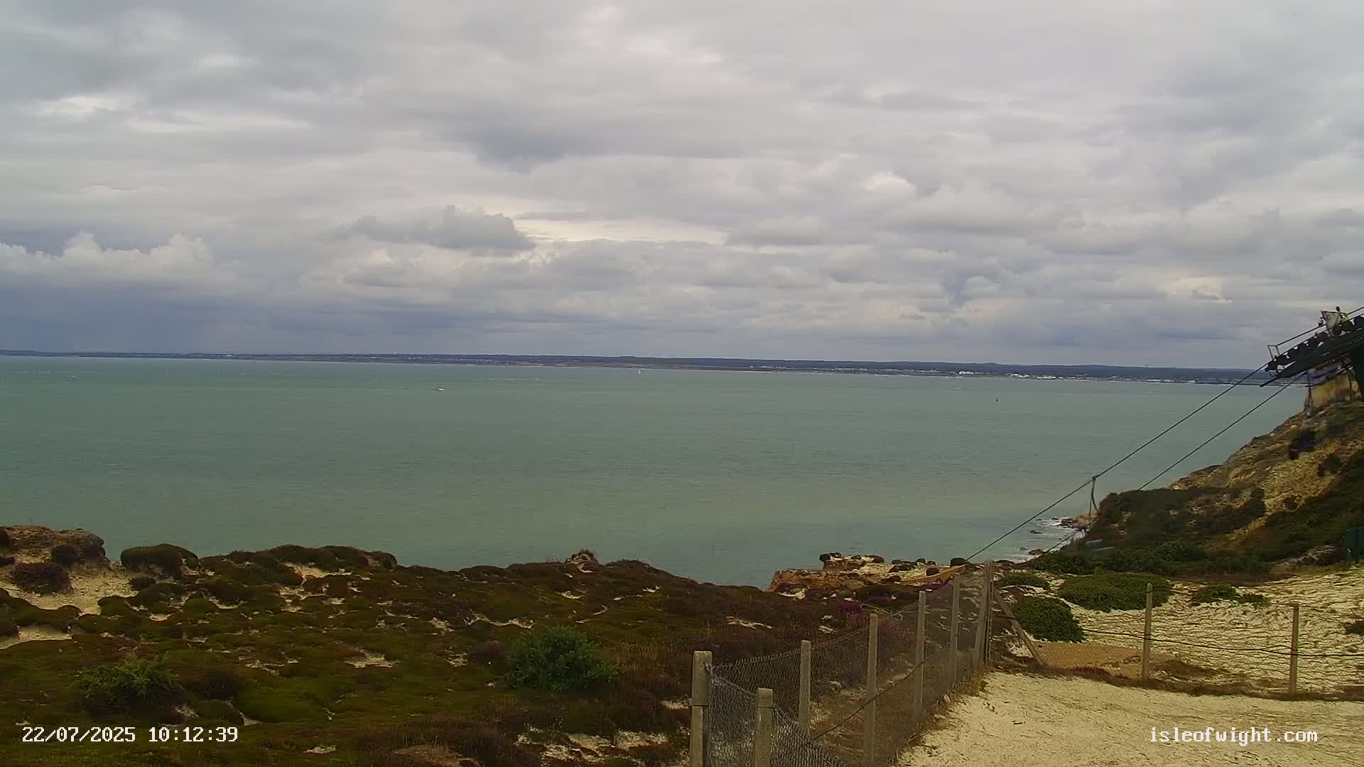The Needles Isle of Wight & England Mainland View From Alum Bay Live Cam - Totland, Isle of Wight, South East, England, United Kingdom