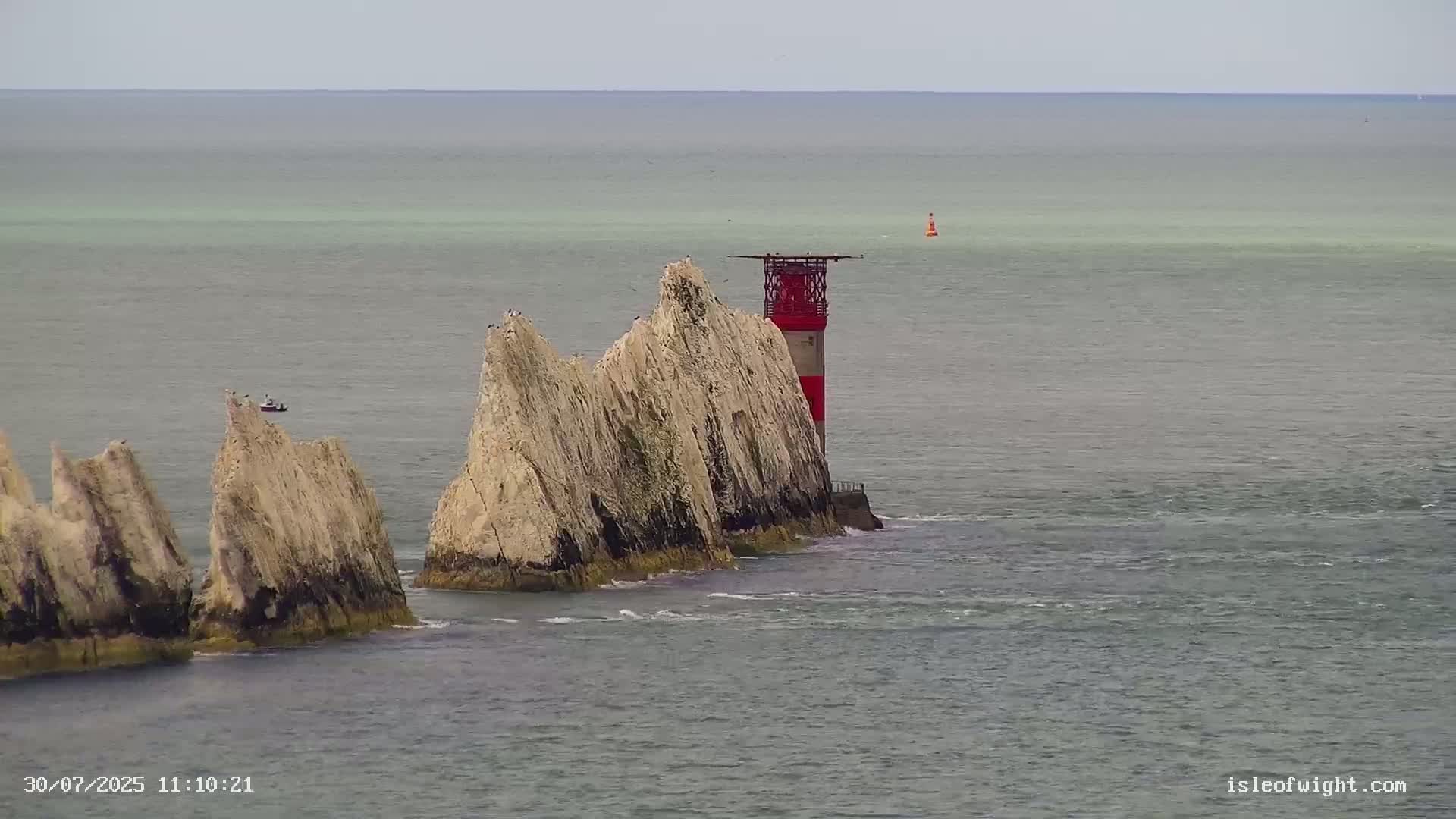 The Needles Isle of Wight & England Mainland View From Alum Bay Live Cam - Totland, Isle of Wight, South East, England, United Kingdom