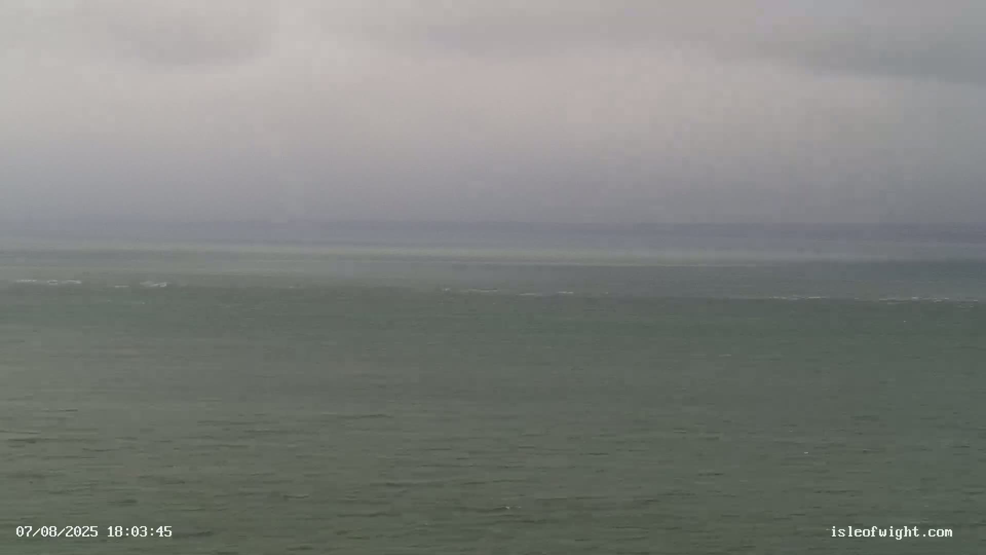 The Needles Isle of Wight & England Mainland View From Alum Bay Live Cam - Totland, Isle of Wight, South East, England, United Kingdom