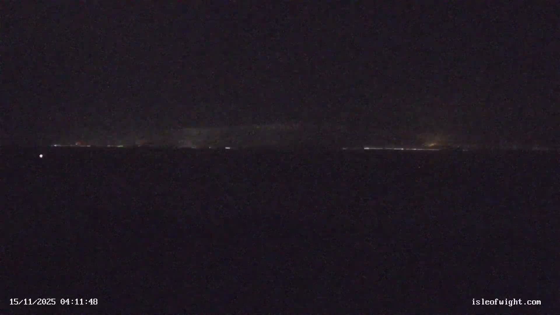 The Needles Isle of Wight & England Mainland View From Alum Bay Live Cam - Totland, Isle of Wight, South East, England, United Kingdom