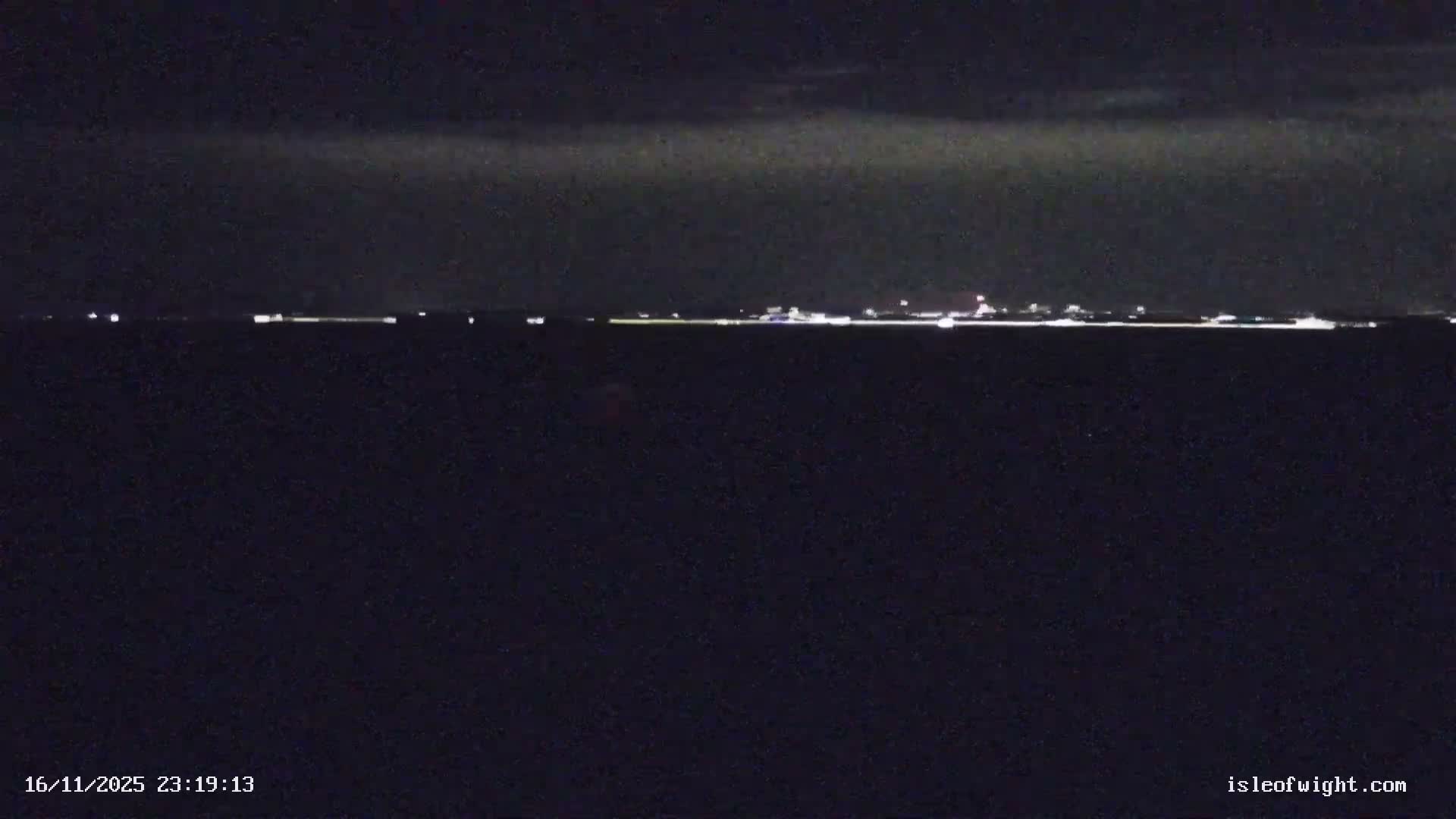 The Needles Isle of Wight & England Mainland View From Alum Bay Live Cam - Totland, Isle of Wight, South East, England, United Kingdom