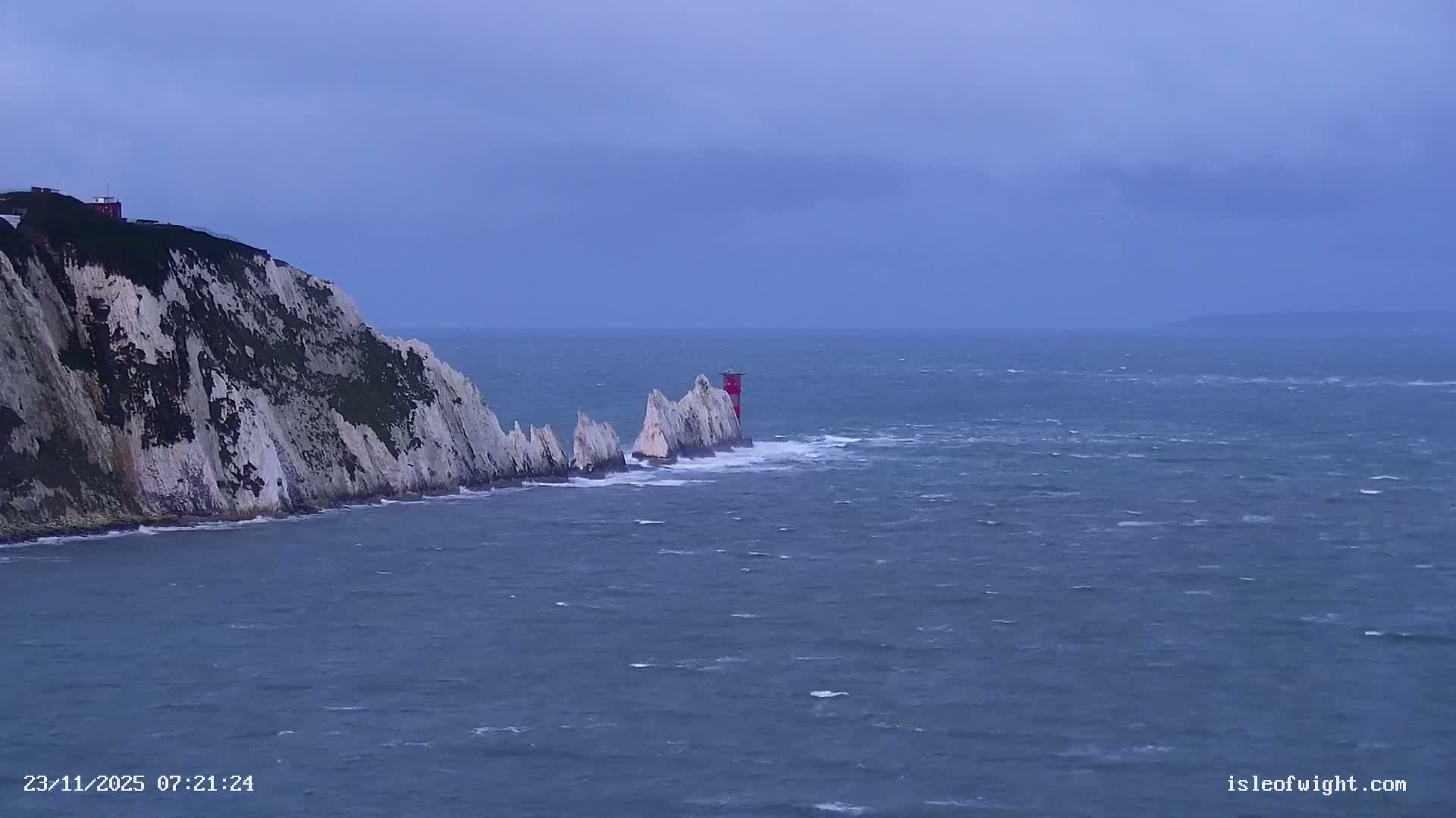 The Needles Isle of Wight & England Mainland View From Alum Bay Live Cam - Totland, Isle of Wight, South East, England, United Kingdom