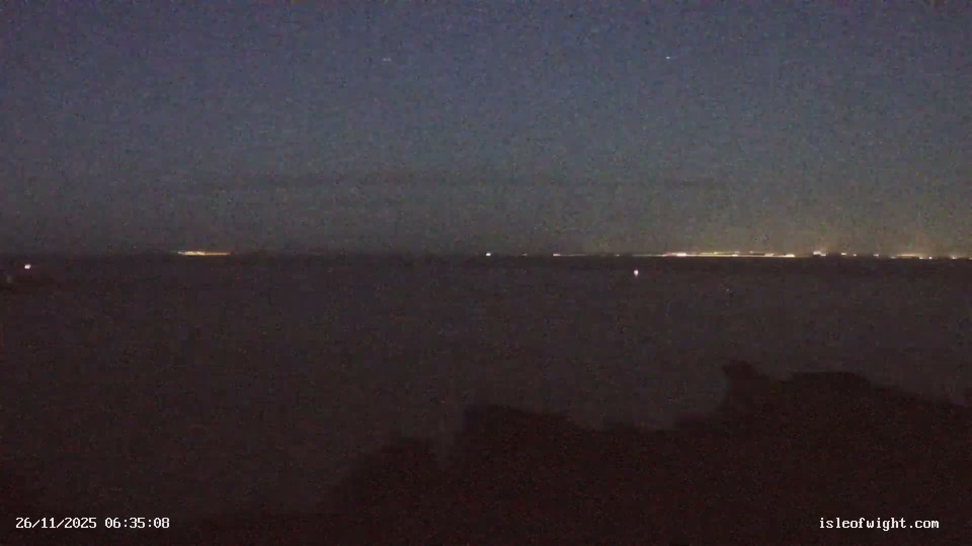 The Needles Isle of Wight & England Mainland View From Alum Bay Live Cam - Totland, Isle of Wight, South East, England, United Kingdom