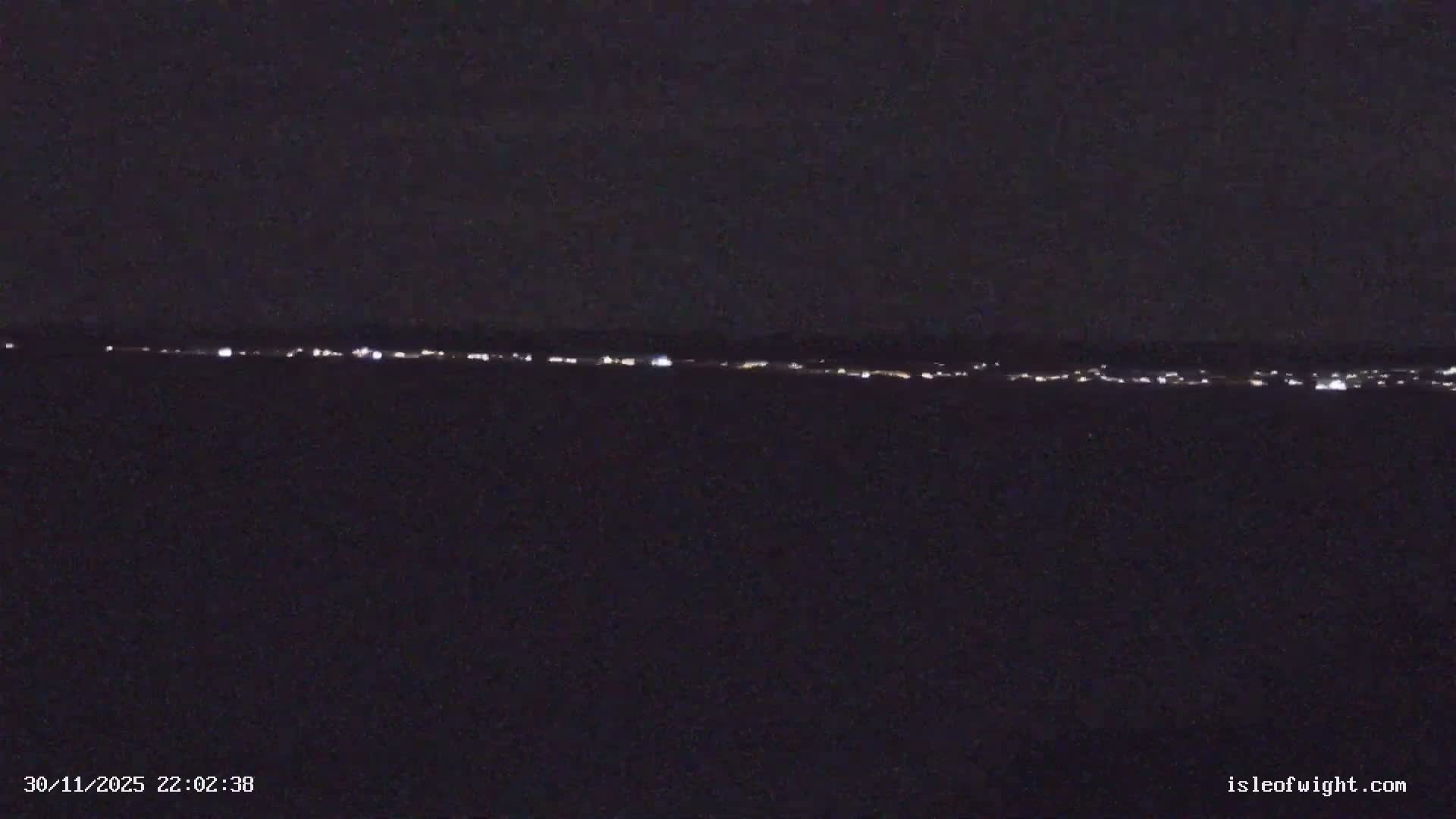 The Needles Isle of Wight & England Mainland View From Alum Bay Live Cam - Totland, Isle of Wight, South East, England, United Kingdom