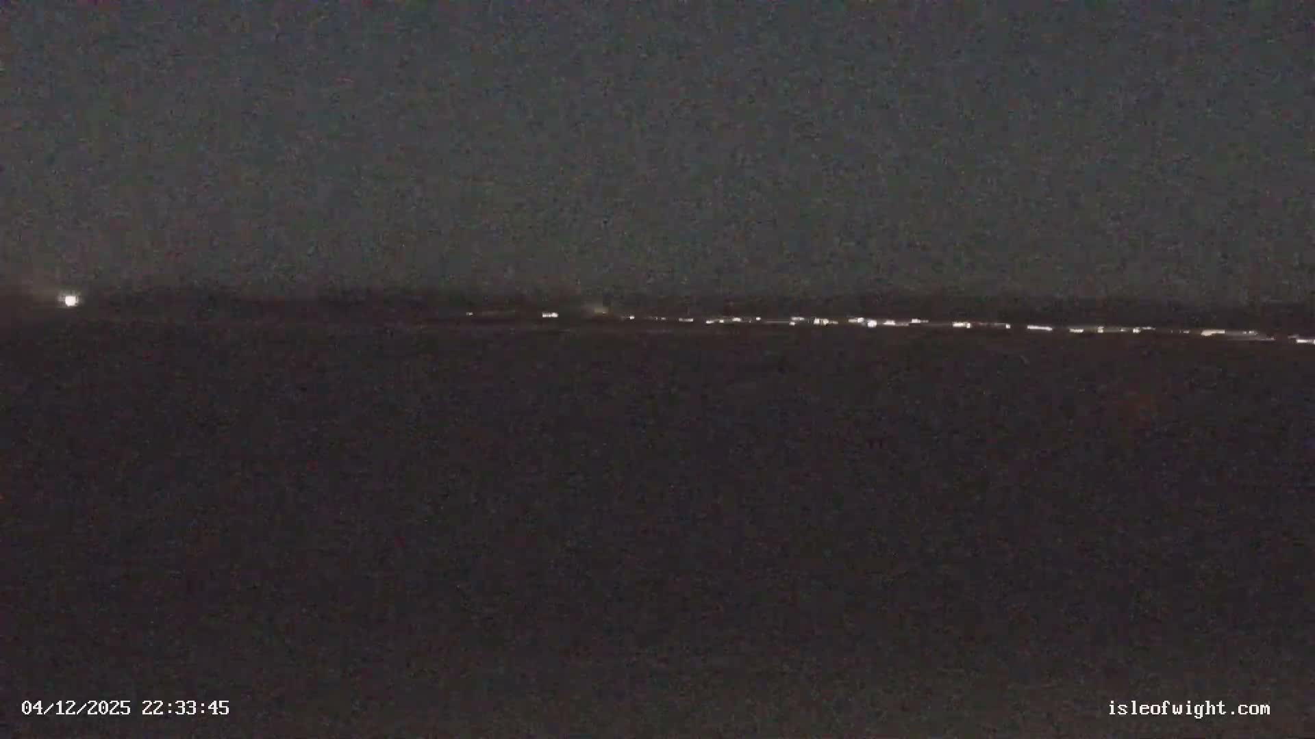 The Needles Isle of Wight & England Mainland View From Alum Bay Live Cam - Totland, Isle of Wight, South East, England, United Kingdom