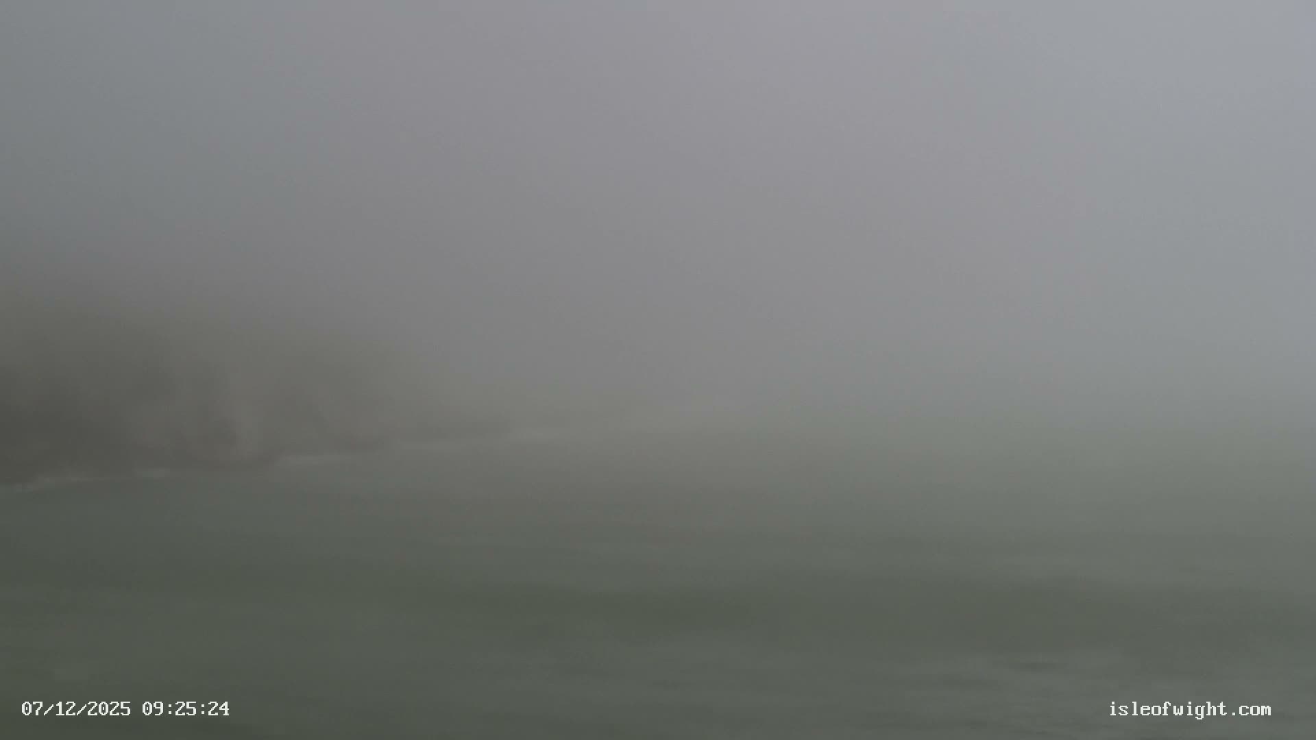 The Needles Isle of Wight & England Mainland View From Alum Bay Live Cam - Totland, Isle of Wight, South East, England, United Kingdom