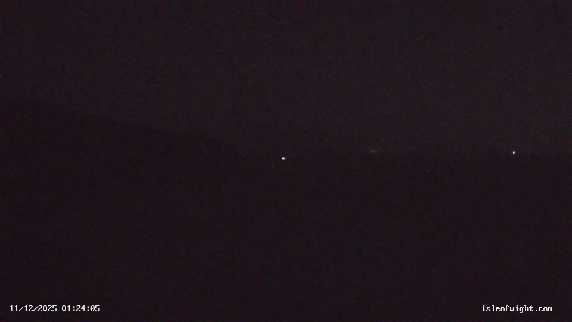 The Needles Isle of Wight & England Mainland View From Alum Bay Live Cam - Totland, Isle of Wight, South East, England, United Kingdom