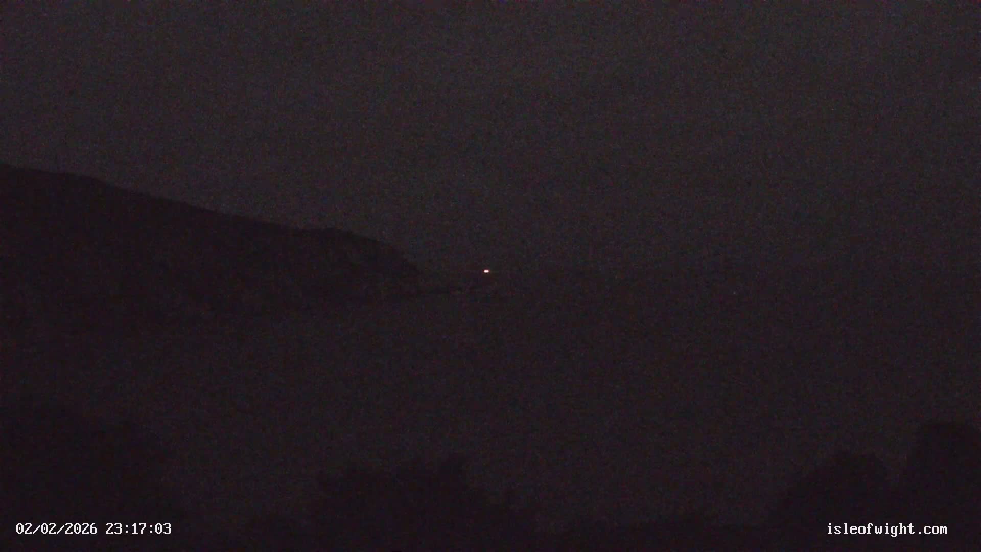 The Needles Isle of Wight & England Mainland View From Alum Bay Live Cam - Totland, Isle of Wight, South East, England, United Kingdom