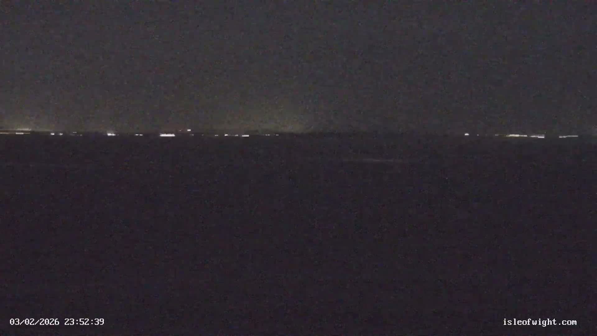 The Needles Isle of Wight & England Mainland View From Alum Bay Live Cam - Totland, Isle of Wight, South East, England, United Kingdom