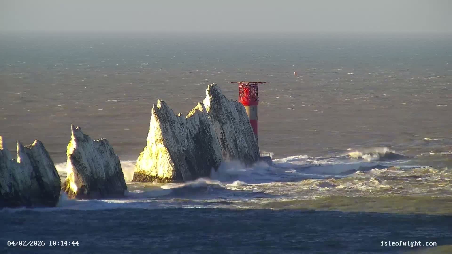 The Needles Isle of Wight & England Mainland View From Alum Bay Live Cam - Totland, Isle of Wight, South East, England, United Kingdom