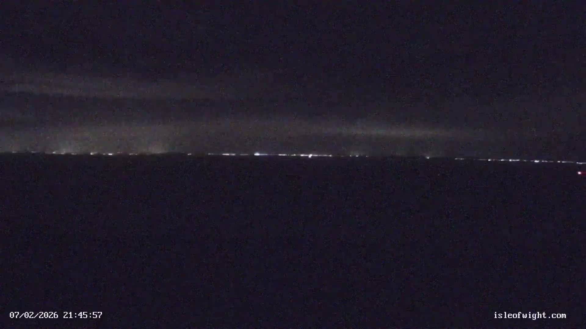 The Needles Isle of Wight & England Mainland View From Alum Bay Live Cam - Totland, Isle of Wight, South East, England, United Kingdom