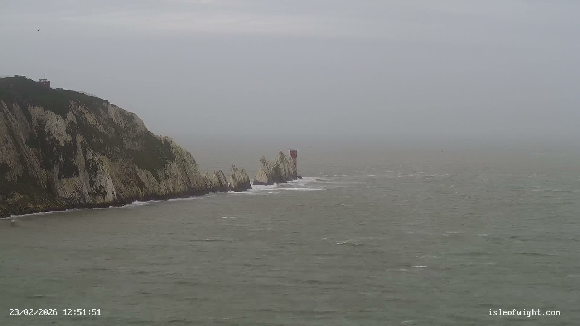 The Needles Isle of Wight & England Mainland View From Alum Bay Live Cam - Totland, Isle of Wight, South East, England, United Kingdom