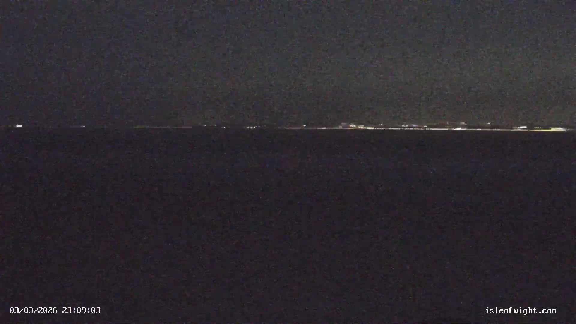 The Needles Isle of Wight & England Mainland View From Alum Bay Live Cam - Totland, Isle of Wight, South East, England, United Kingdom