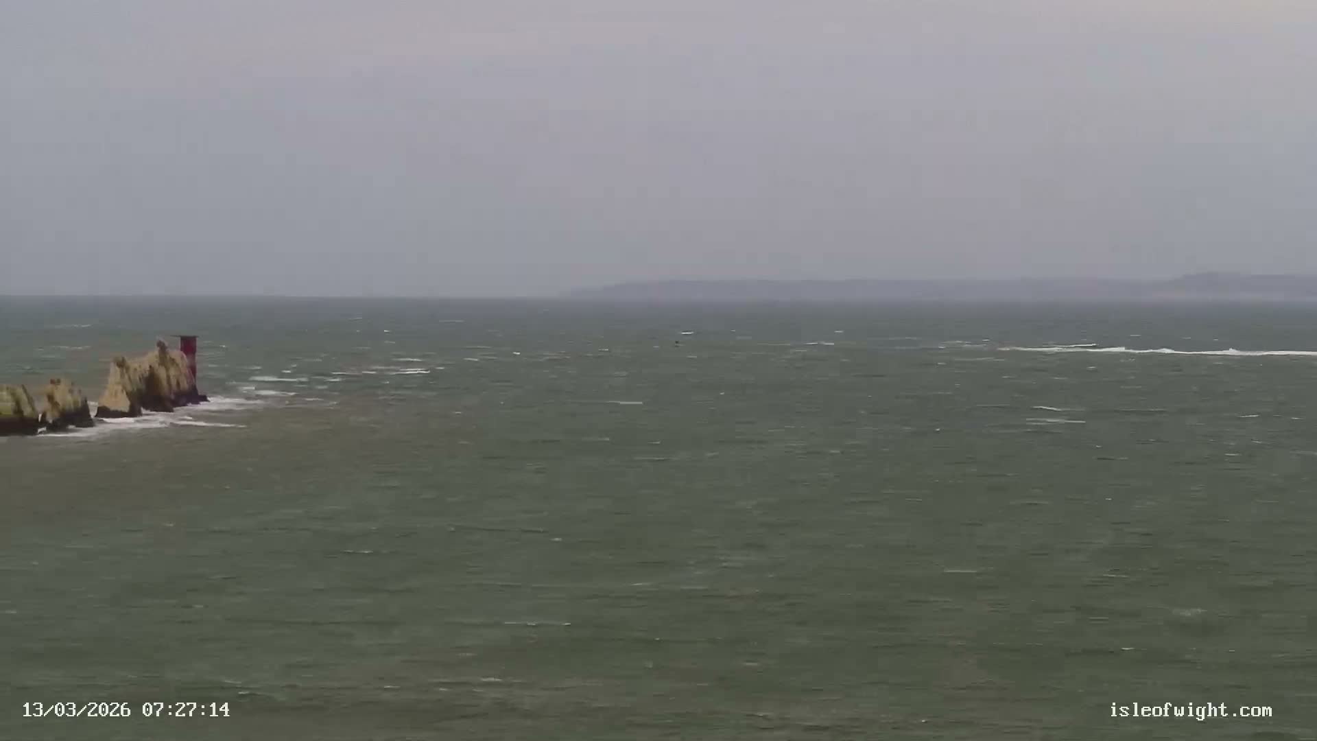 The Needles Isle of Wight & England Mainland View From Alum Bay Live Cam - Totland, Isle of Wight, South East, England, United Kingdom