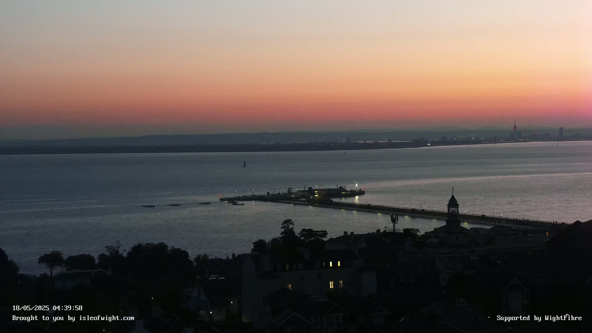 Portsmouth & Ryde City & The Solent Panaromic PTZ Live Cam - Ryde, Isle of Wight, South East, England, United Kingdom