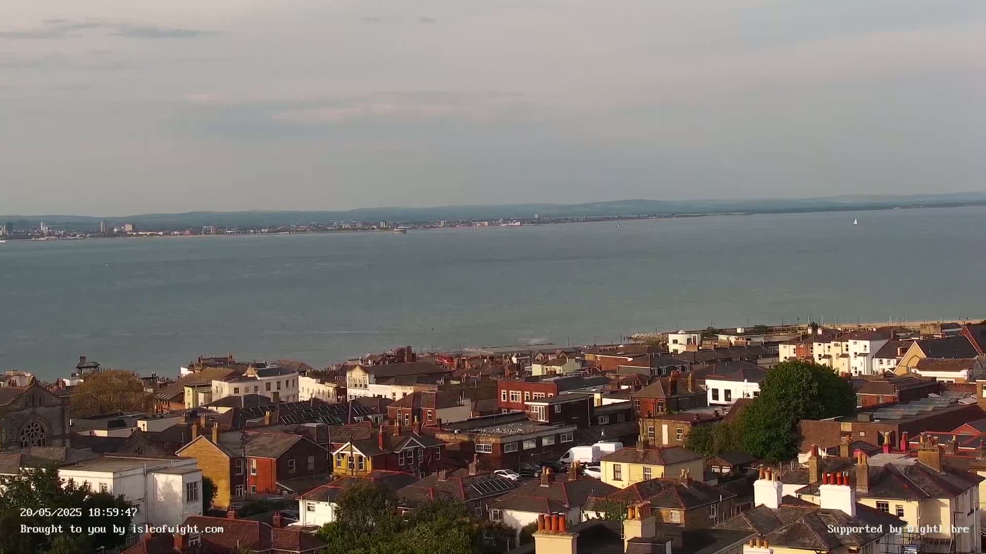 Portsmouth & Ryde City & The Solent Panaromic PTZ Live Cam - Ryde, Isle of Wight, South East, England, United Kingdom