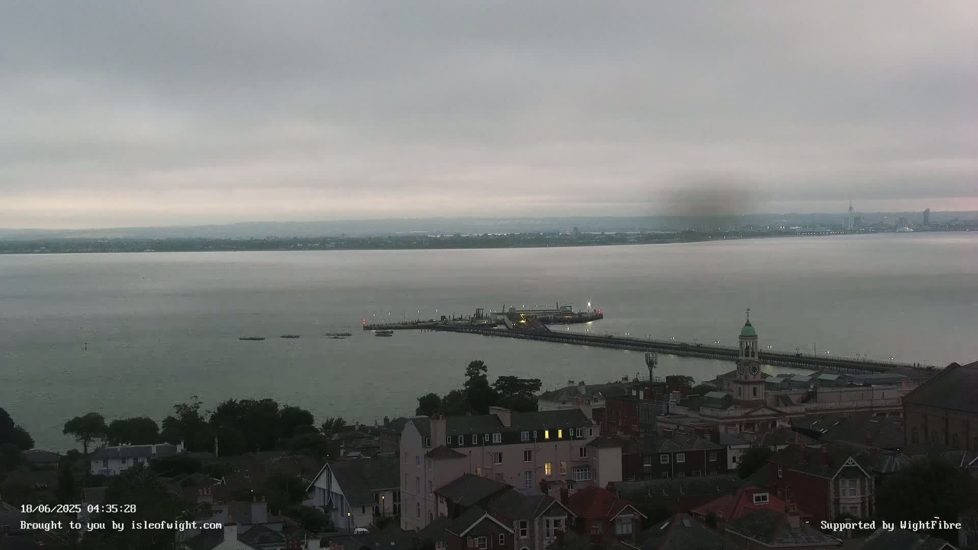 Portsmouth & Ryde City & The Solent Panaromic PTZ Live Cam - Ryde, Isle of Wight, South East, England, United Kingdom