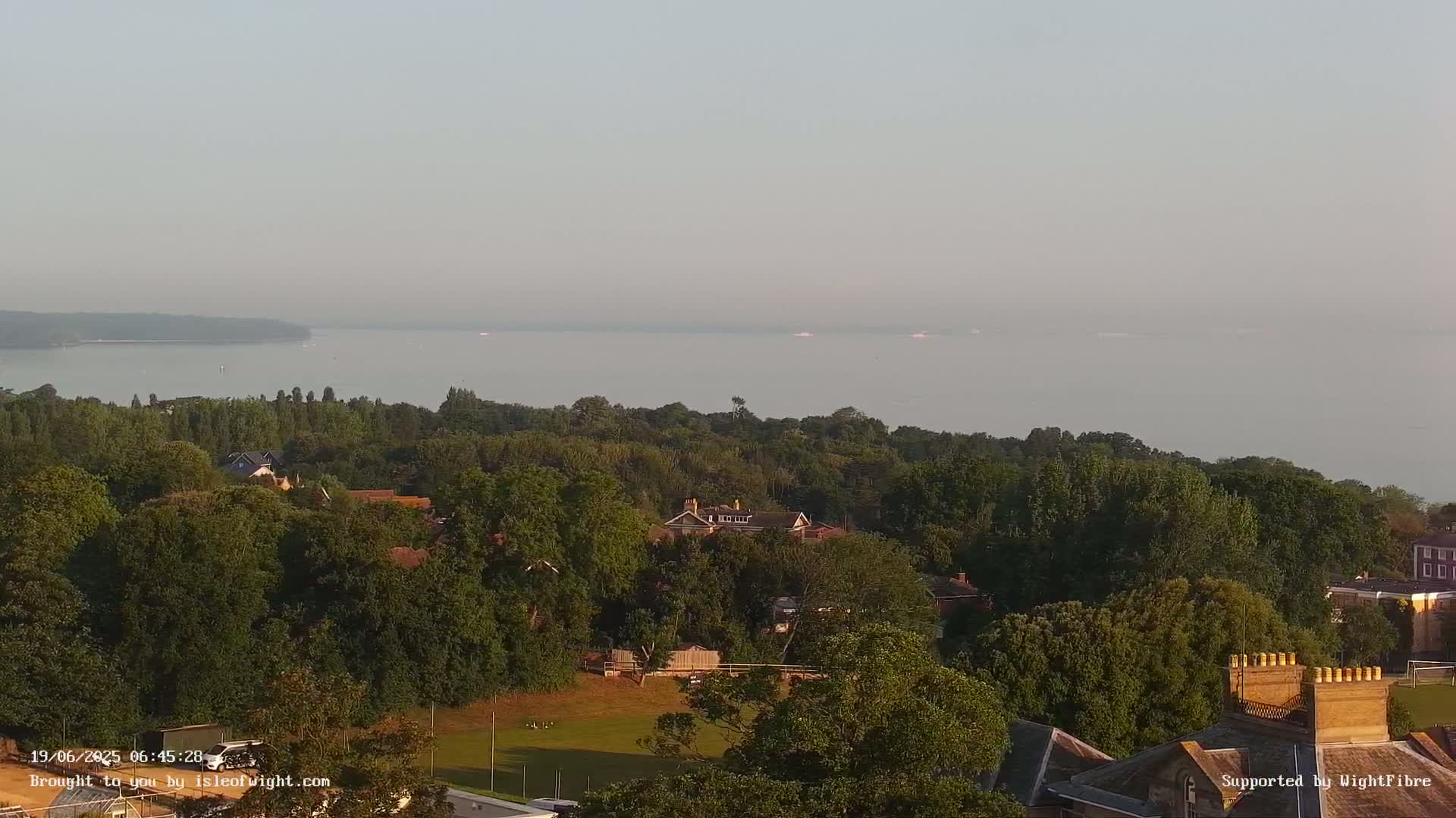 Portsmouth & Ryde City & The Solent Panaromic PTZ Live Cam - Ryde, Isle of Wight, South East, England, United Kingdom