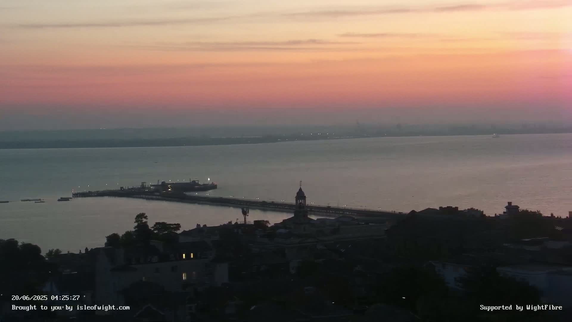 Portsmouth & Ryde City & The Solent Panaromic PTZ Live Cam - Ryde, Isle of Wight, South East, England, United Kingdom