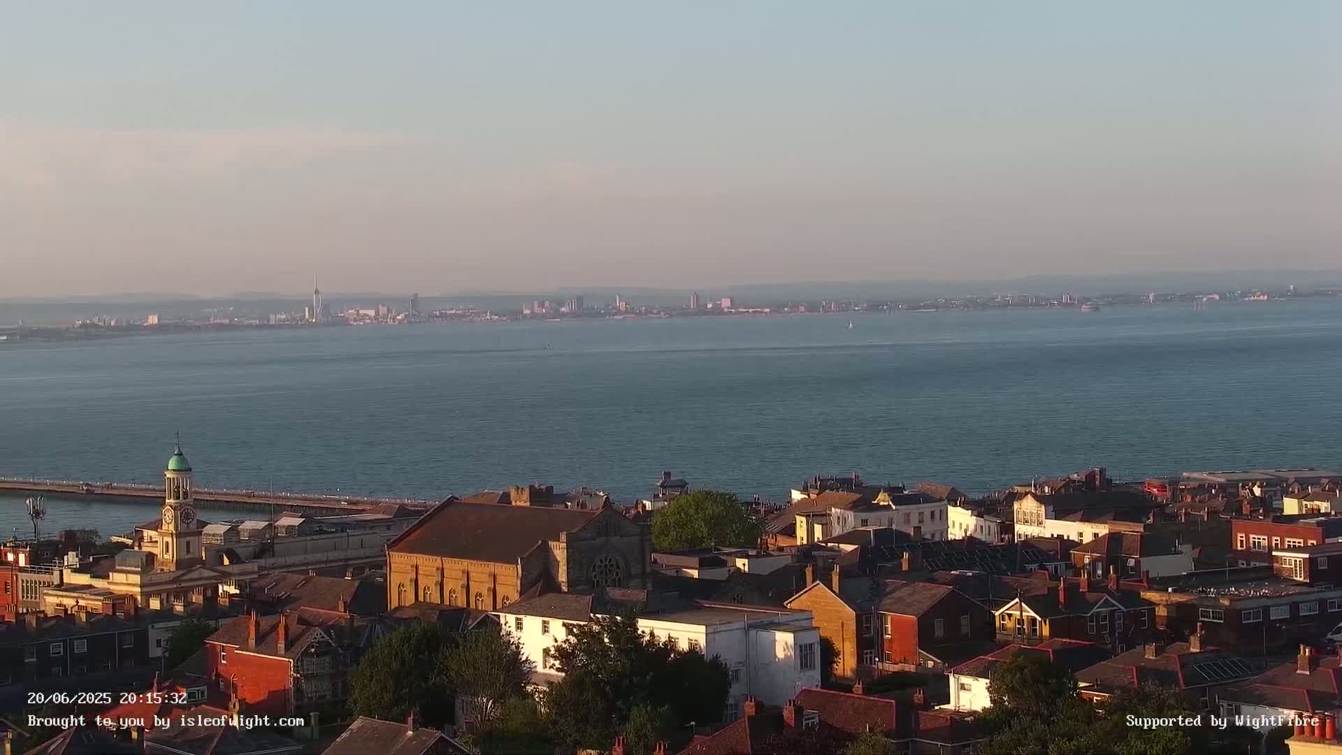 Portsmouth & Ryde City & The Solent Panaromic PTZ Live Cam - Ryde, Isle of Wight, South East, England, United Kingdom