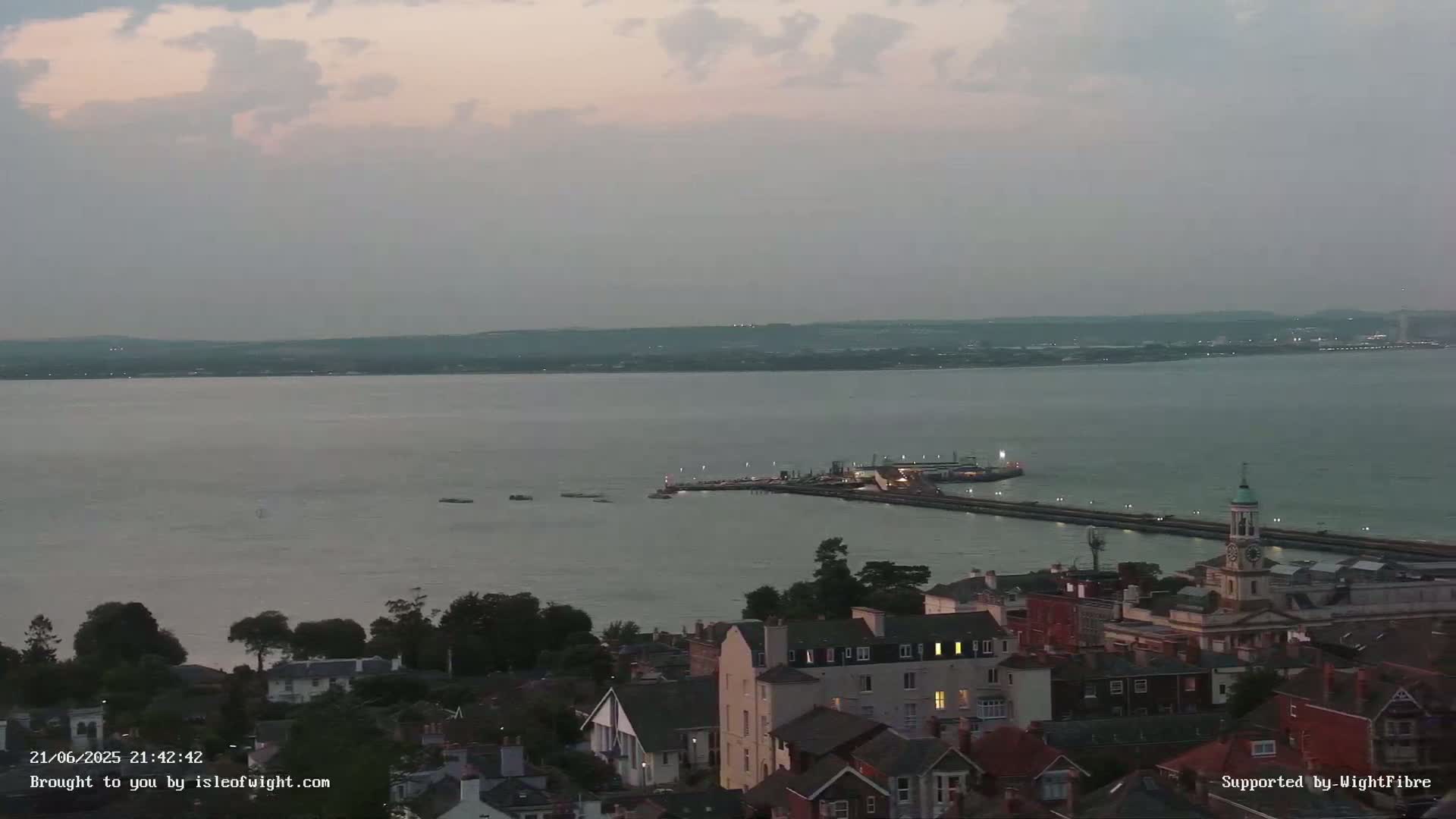 Portsmouth & Ryde City & The Solent Panaromic PTZ Live Cam - Ryde, Isle of Wight, South East, England, United Kingdom