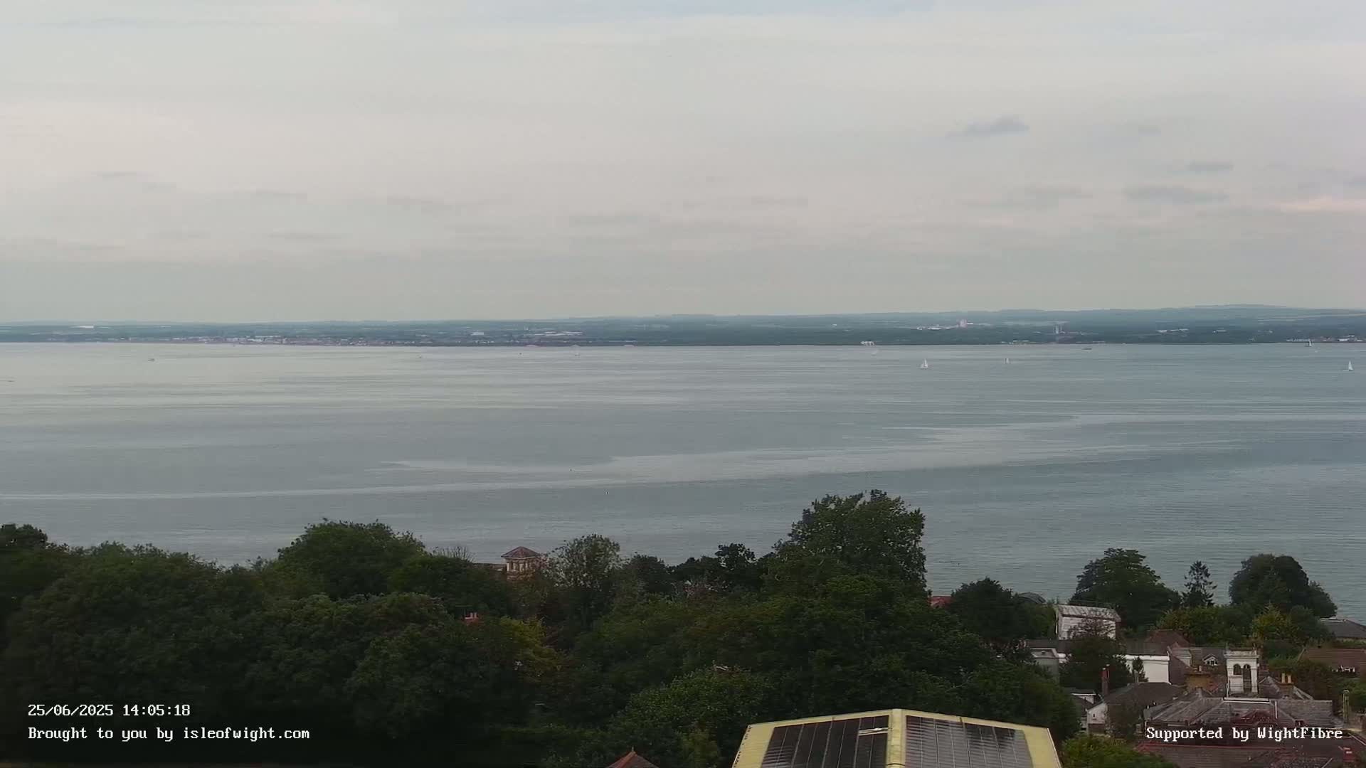Portsmouth & Ryde City & The Solent Panaromic PTZ Live Cam - Ryde, Isle of Wight, South East, England, United Kingdom