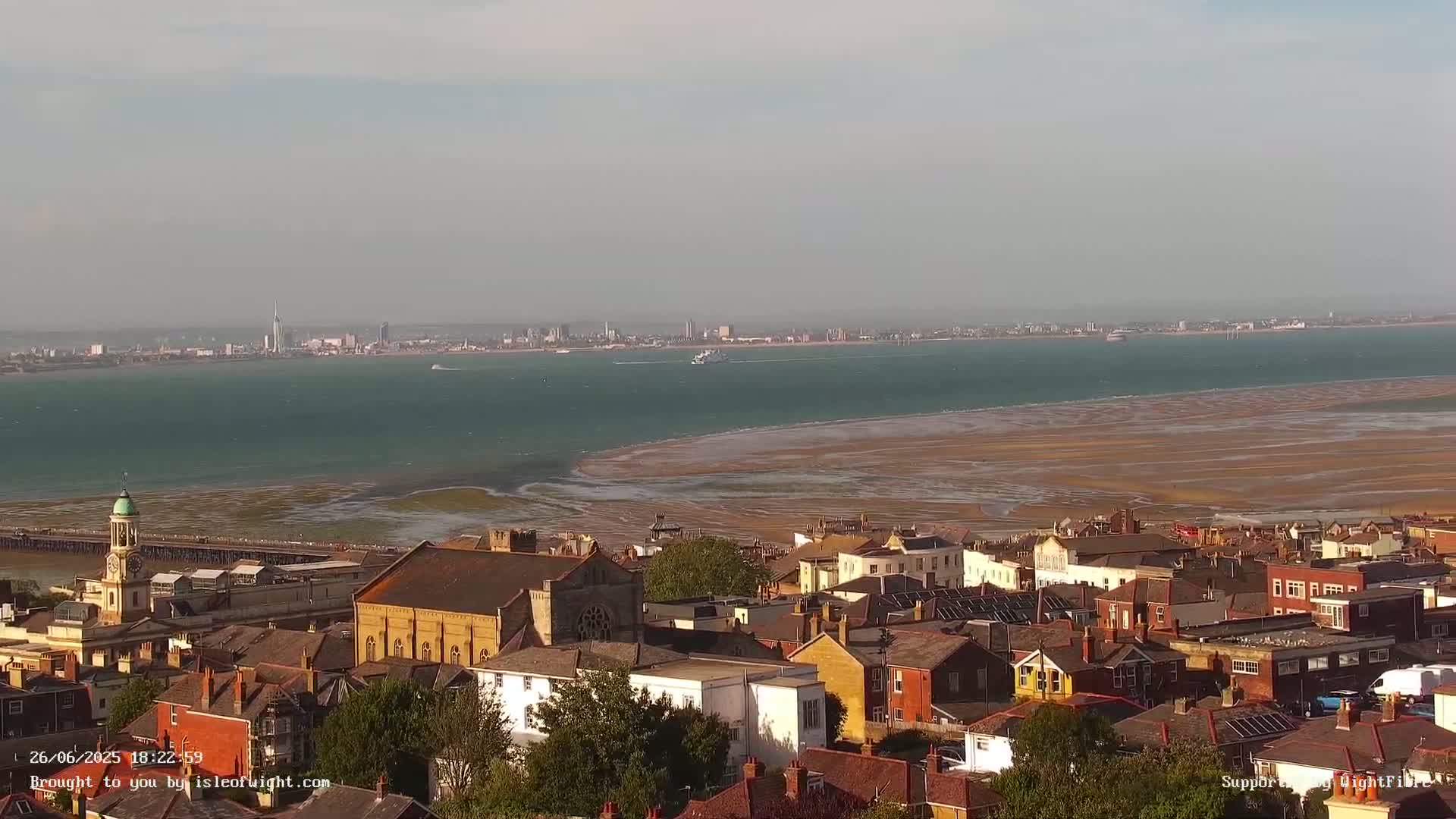 Portsmouth & Ryde City & The Solent Panaromic PTZ Live Cam - Ryde, Isle of Wight, South East, England, United Kingdom